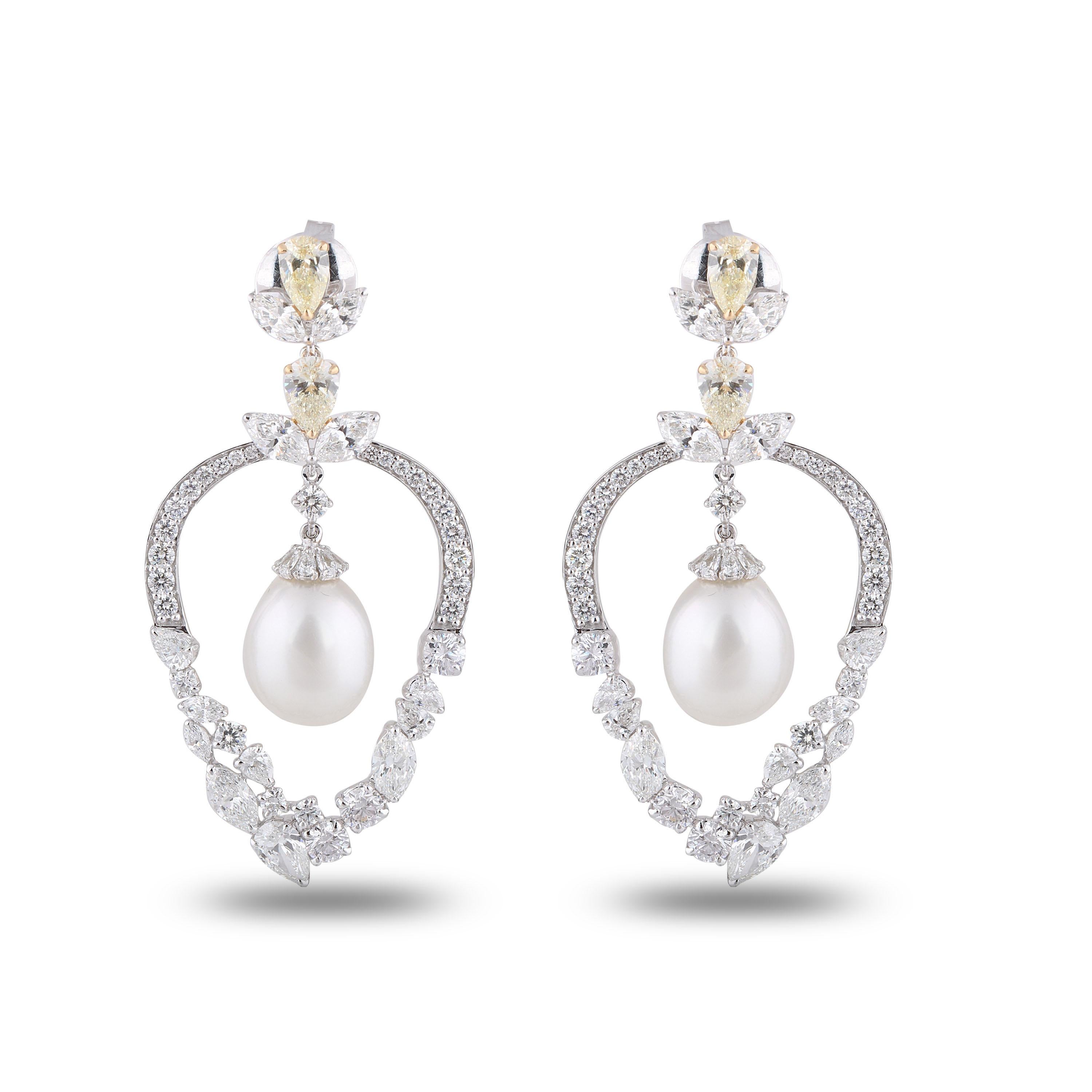 Women's Studio Rêves Diamond Pearl Dangling Earrings in 18 Karat White Gold For Sale