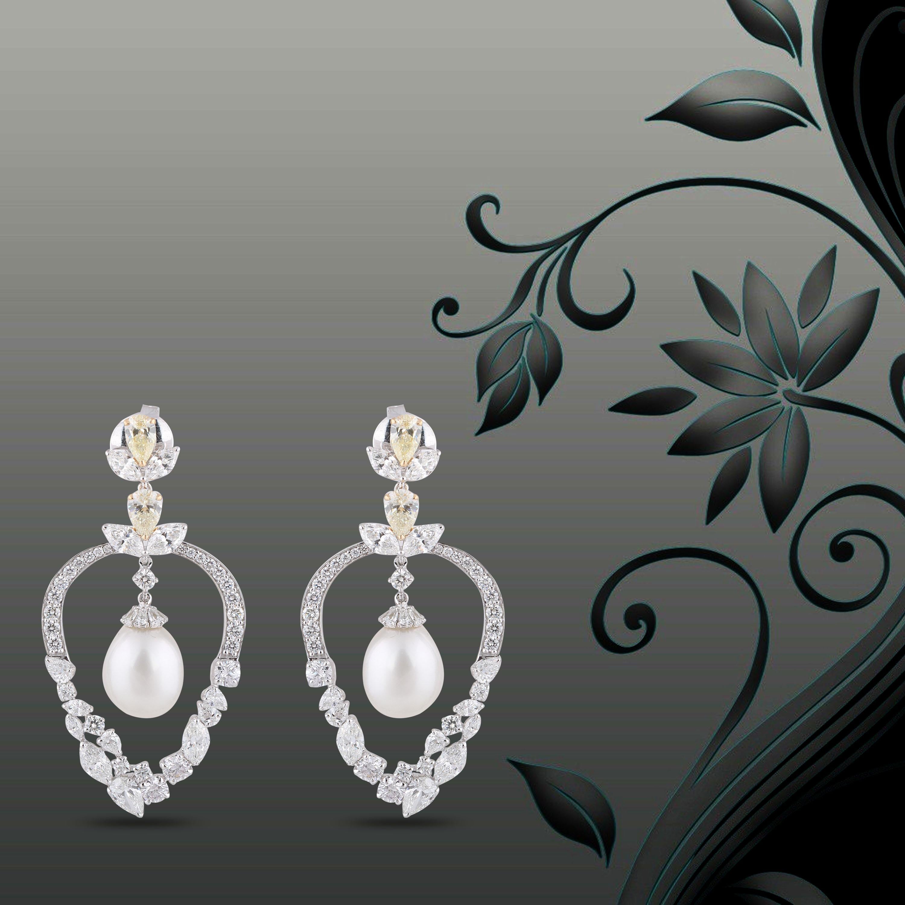 Studio Rêves Diamond Pearl Dangling Earrings in 18 Karat White Gold For Sale 3