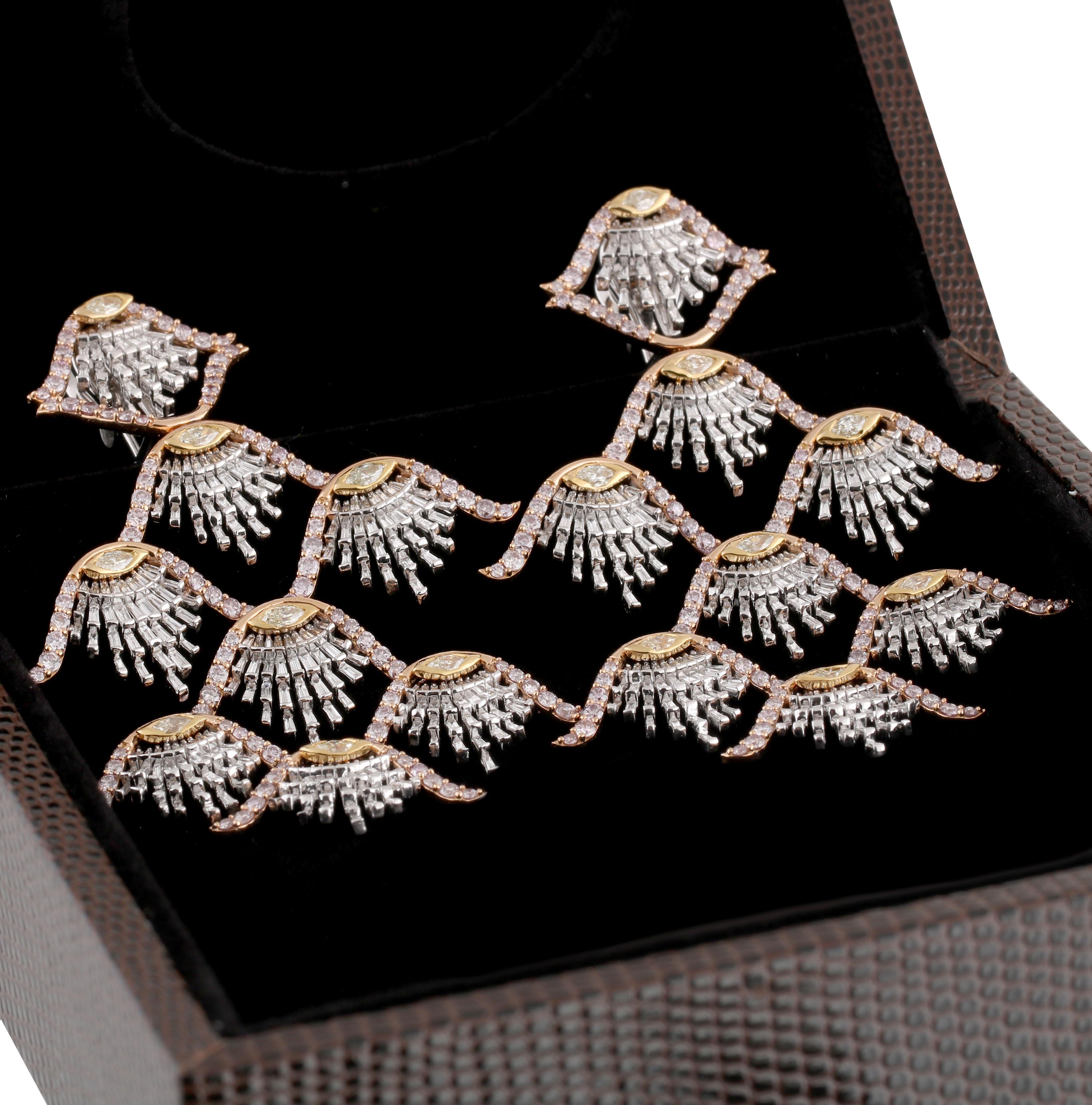 Studio Rêves Diamond Shell Dangling Earrings in 18 Karat Gold For Sale 3
