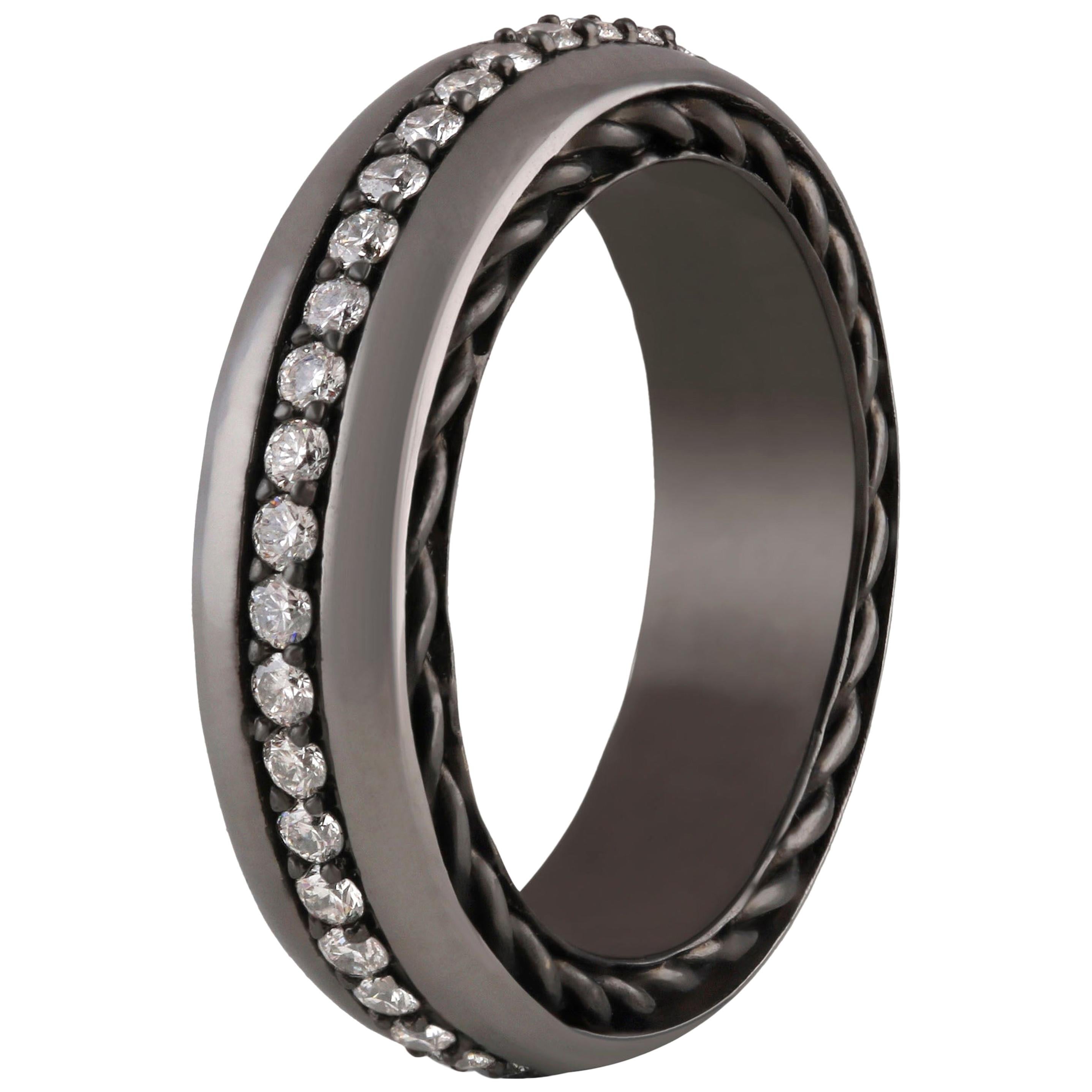 Studio Rêves Anello con fascia nera tempestata di diamanti in oro 18 carati e titanio