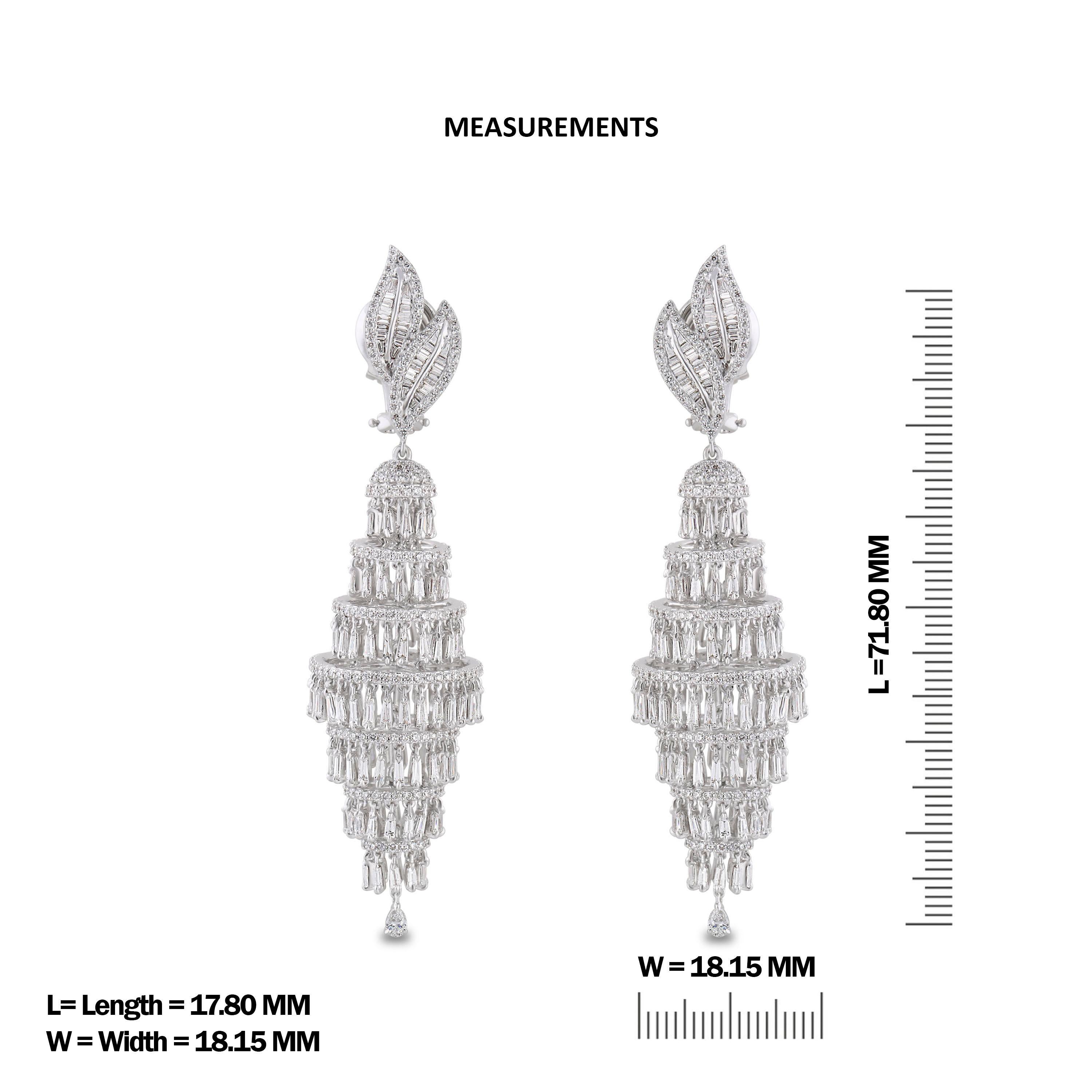 Contemporary Studio Rêves Diamond Studded Chandelier Earrings in 18 Karat White Gold For Sale