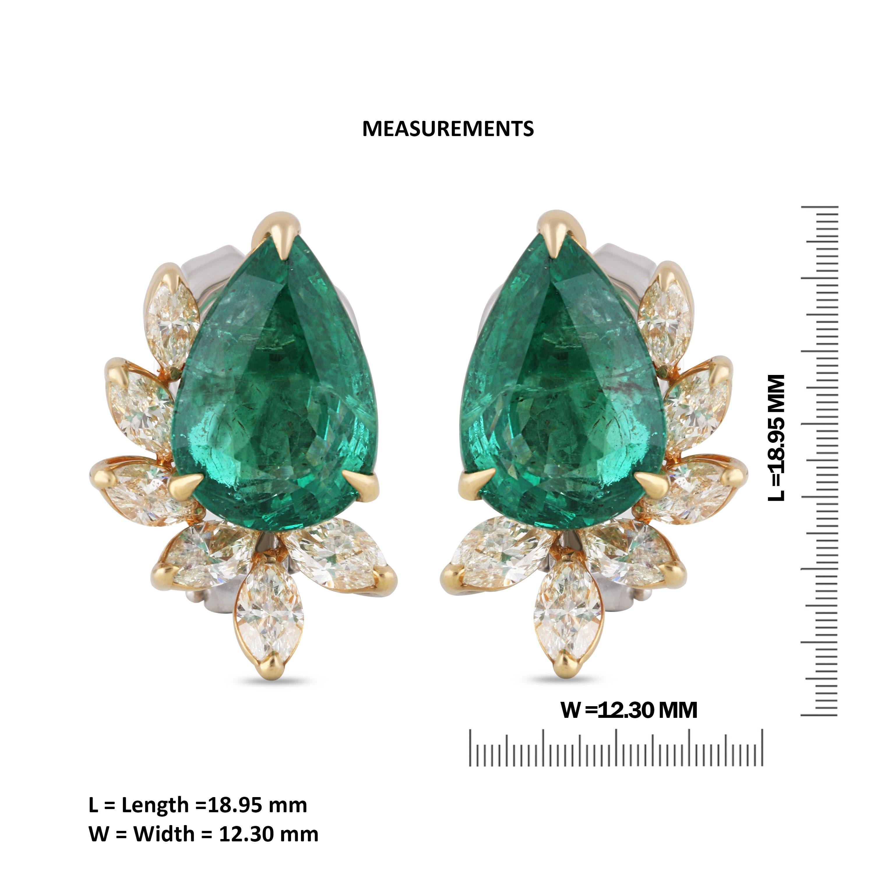 Modern Studio Rêves Diamond Studded Emerald Earrings in 18 Karat Gold For Sale