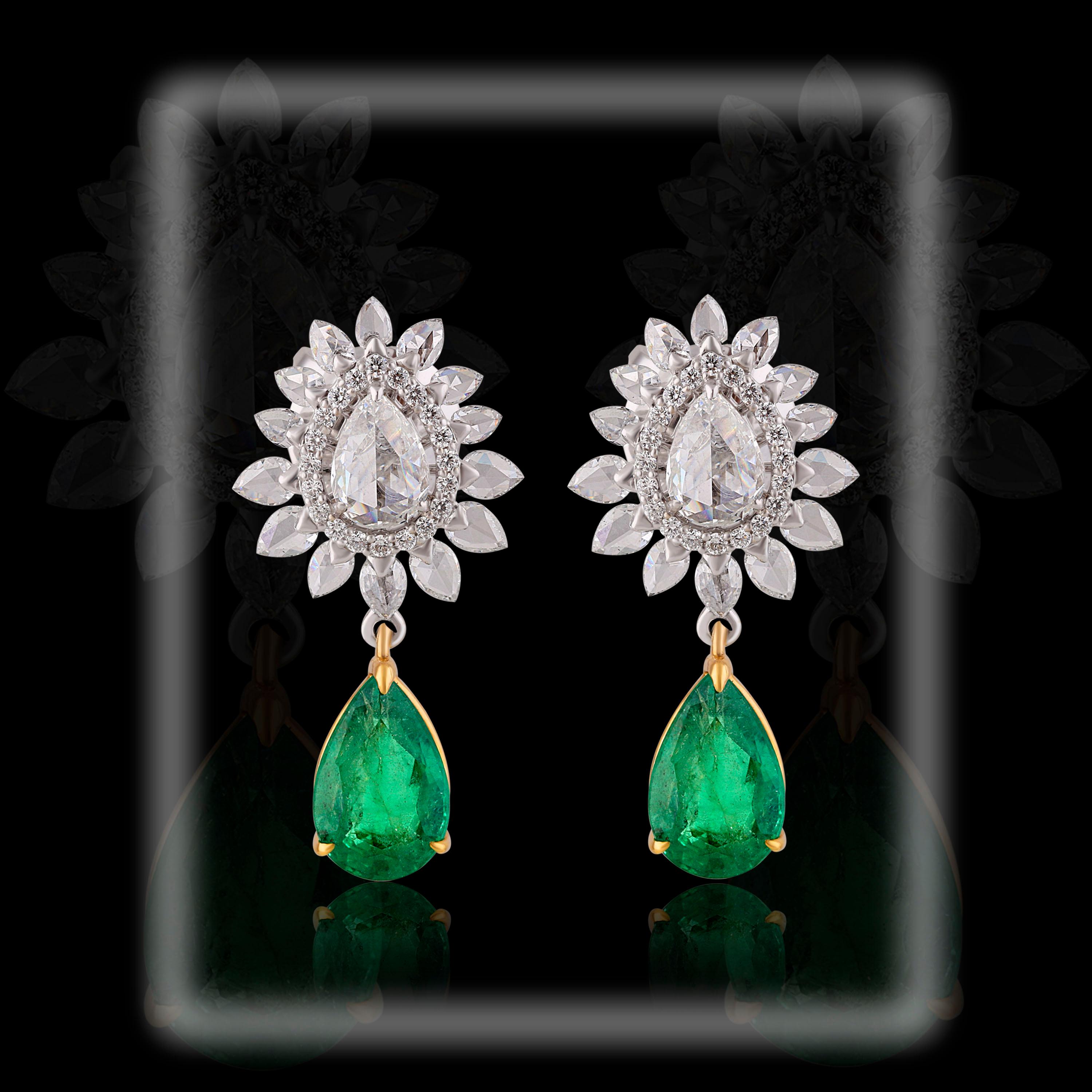 Studio Rêves Diamond Studded Emerald Earrings in 18 Karat Gold For Sale 1