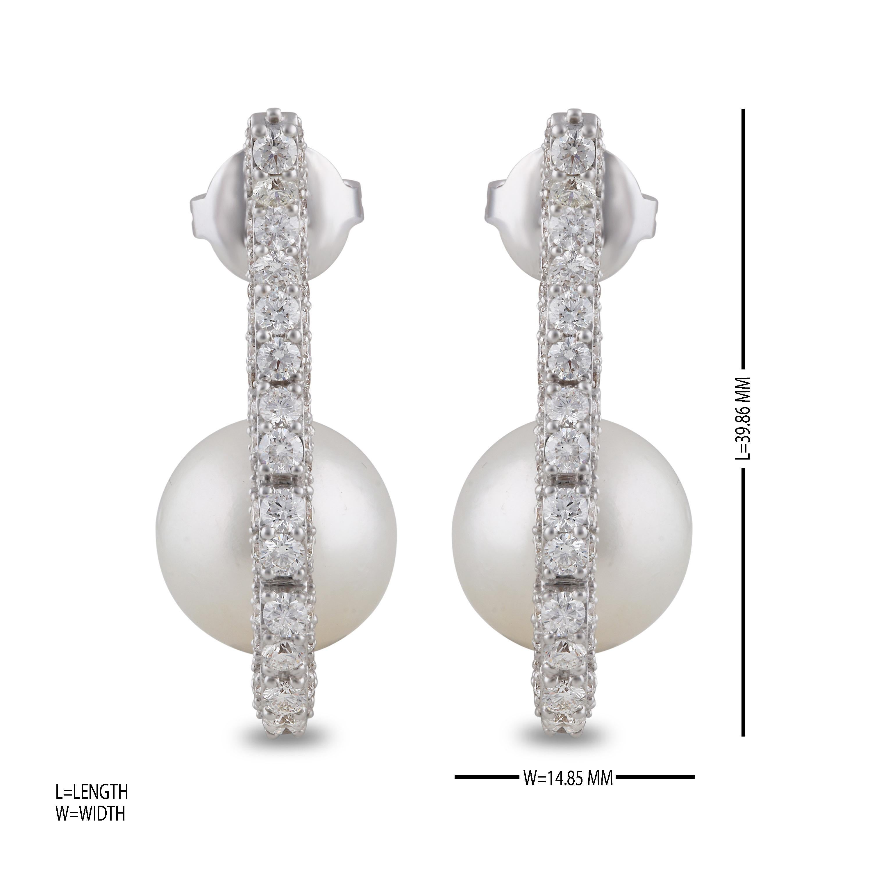 Contemporary Studio Rêves Diamond with Pearl Stud Earrings in 18 Karat White Gold For Sale