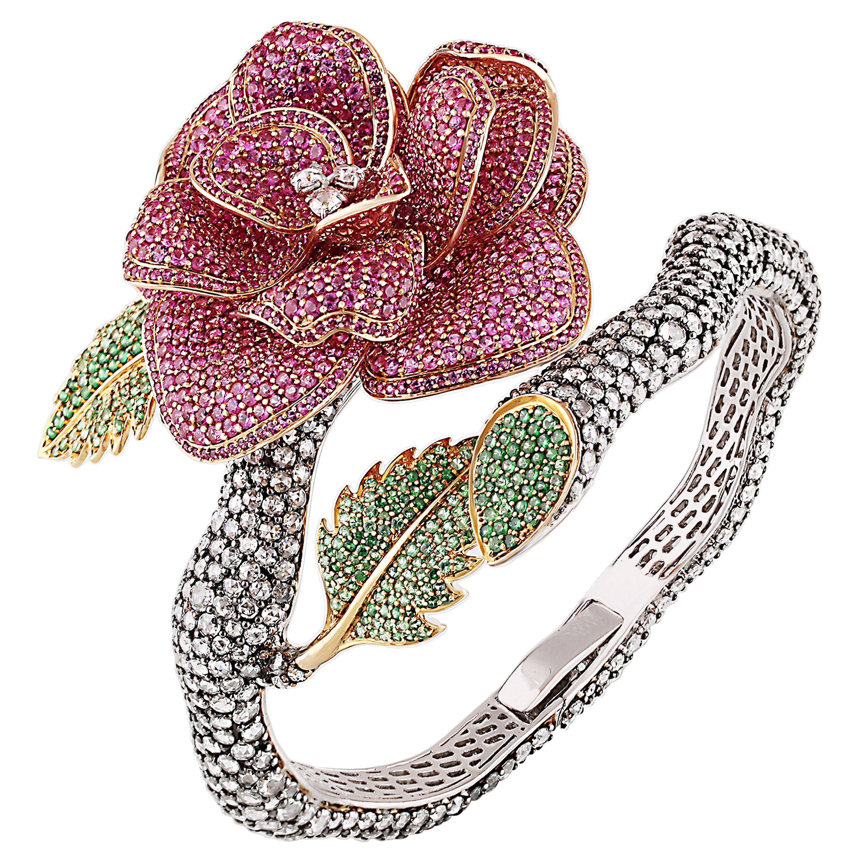 Studio Rêves Diamond with Pink Sapphire Rose Bracelet in 18 Karat Gold For Sale