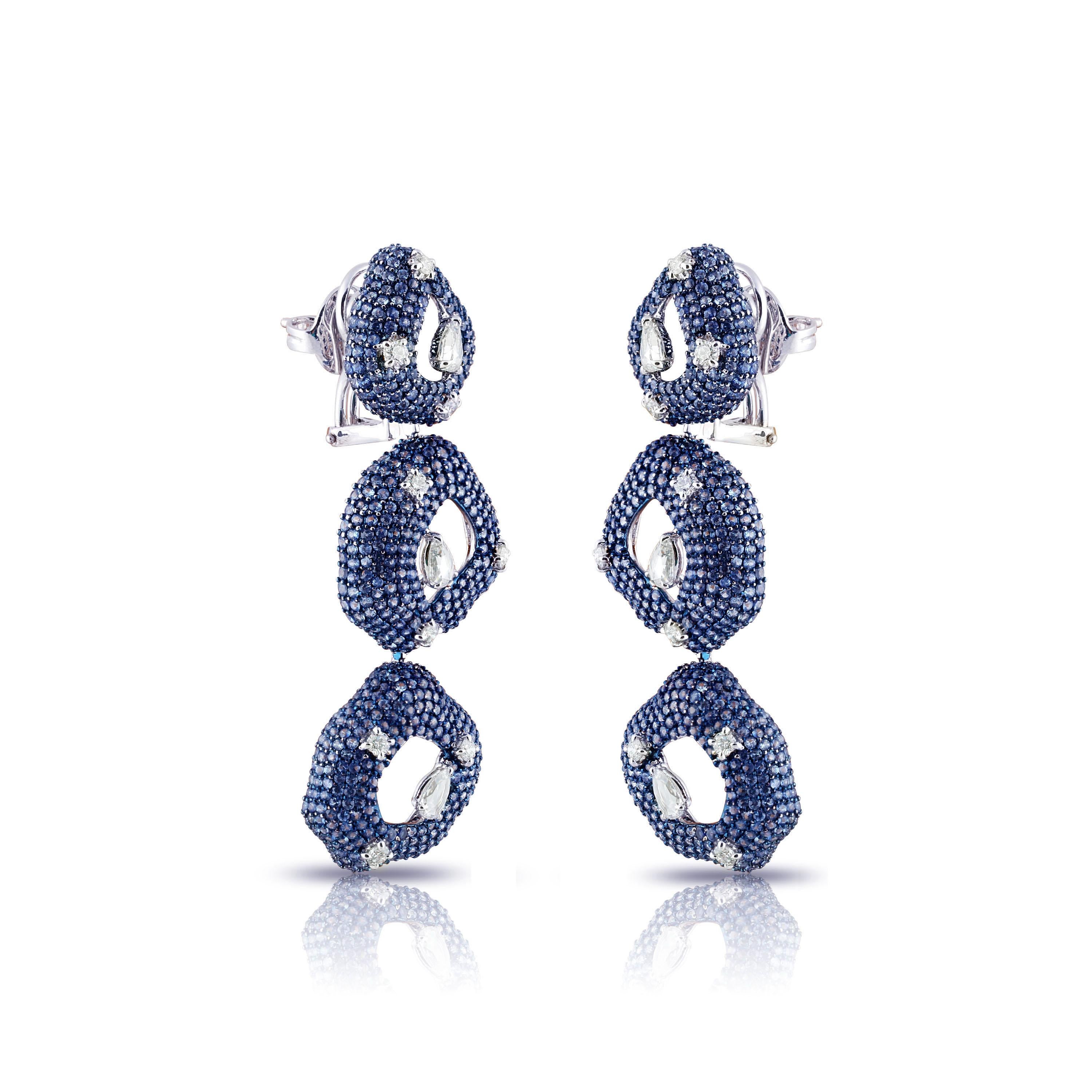 Women's Studio Rêves Diamonds and Blue Sapphire Dangling Earrings in 18 Karat White Gold For Sale