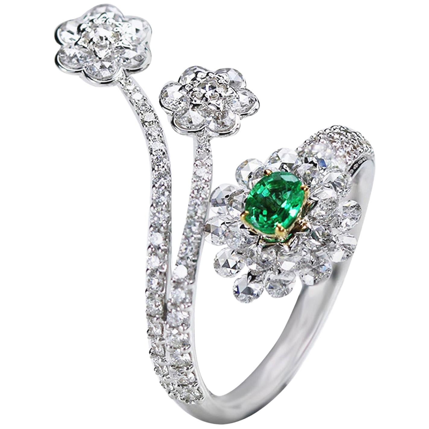 Studio Rêves Diamonds and Emerald Cocktail Cluster Ring in 18 Karat Gold For Sale