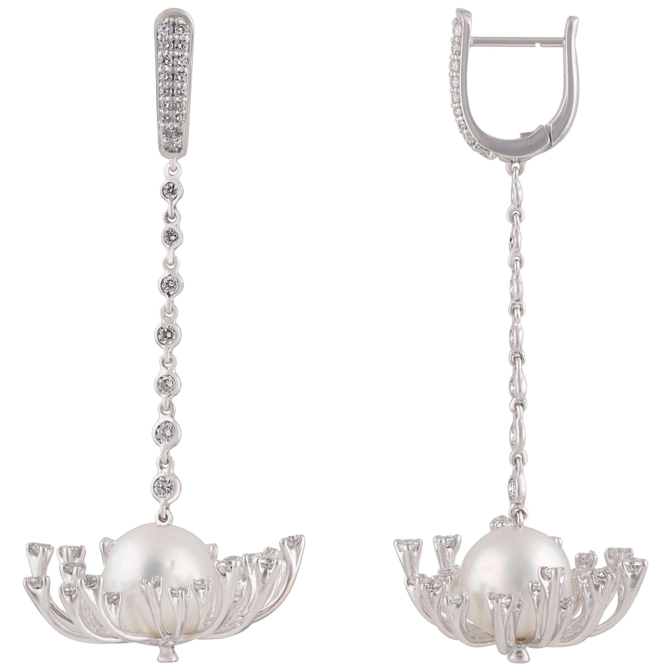 Studio Rêves Diamonds and Pearl Chandelier Earrings in 18 Karat White Gold For Sale