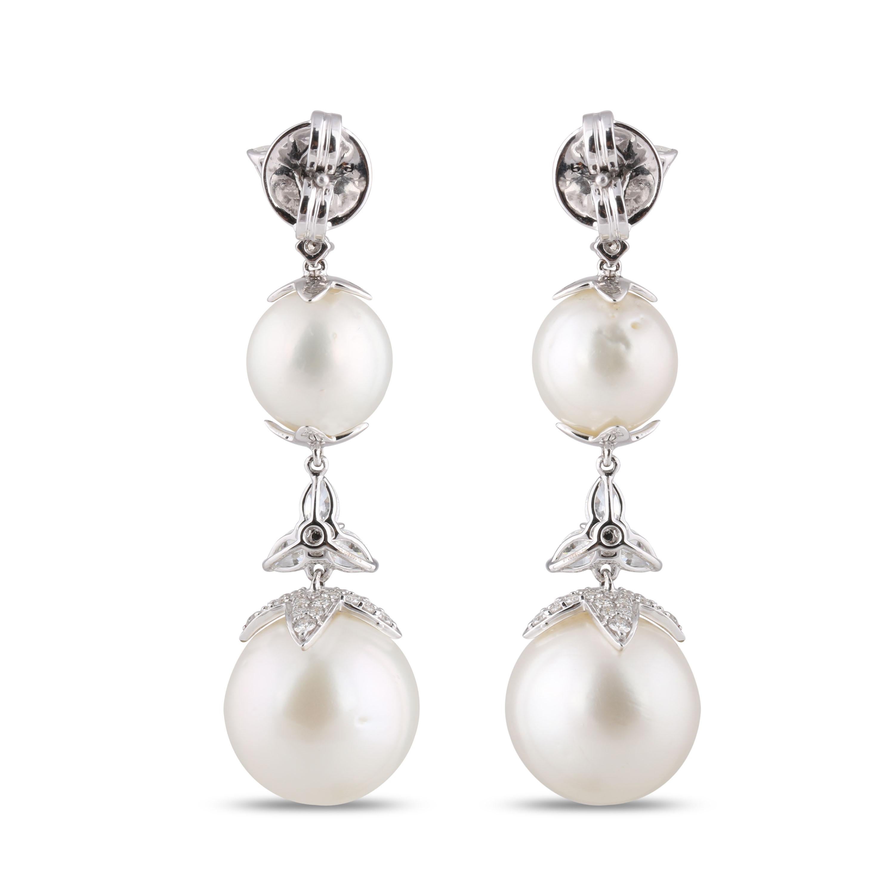 Studio Rêves Diamonds and Pearls Dangling Earrings in 18 Karat Gold 1