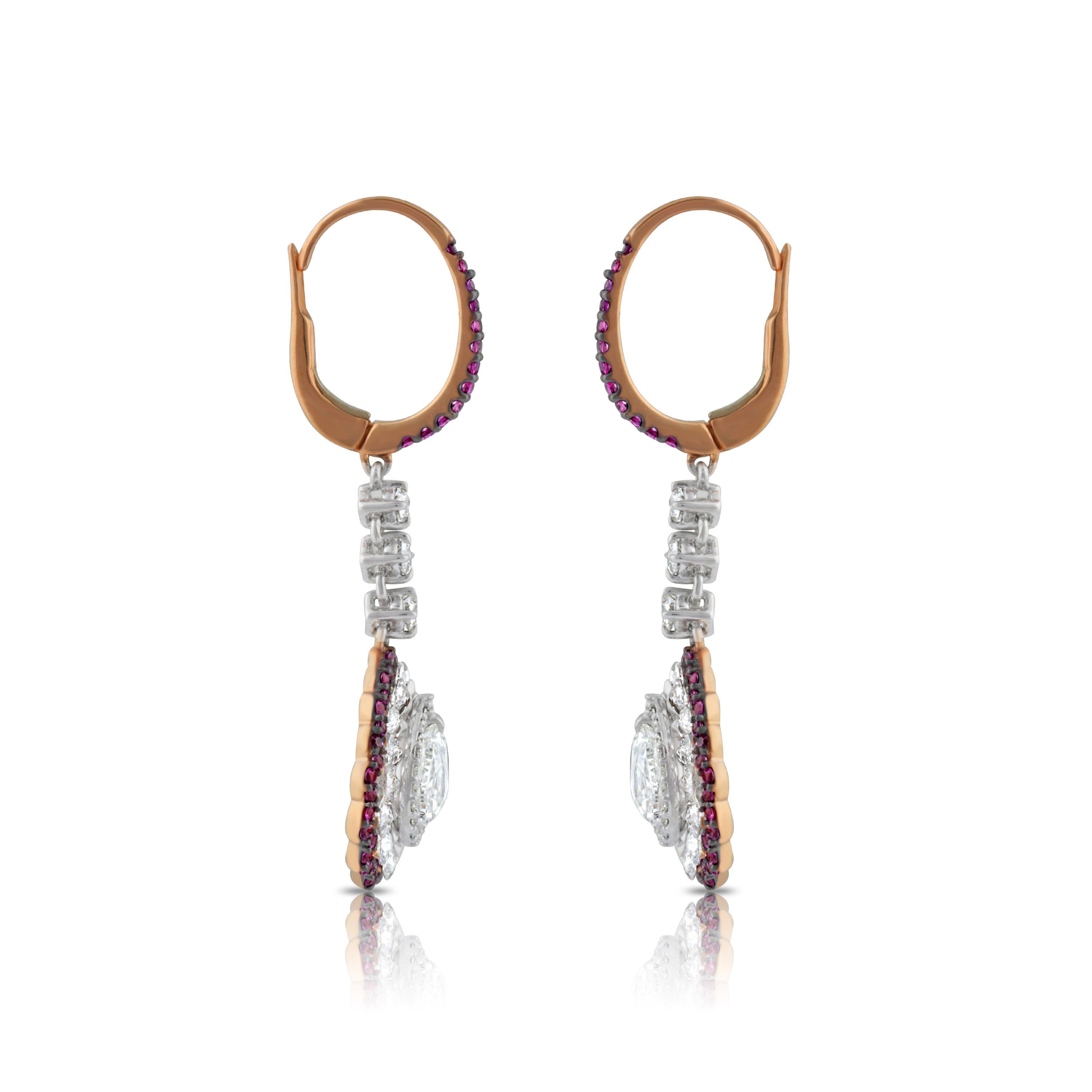Studio Rêves Diamonds and Pink Sapphires Dangling Earrings in 18 Karat Gold For Sale 1