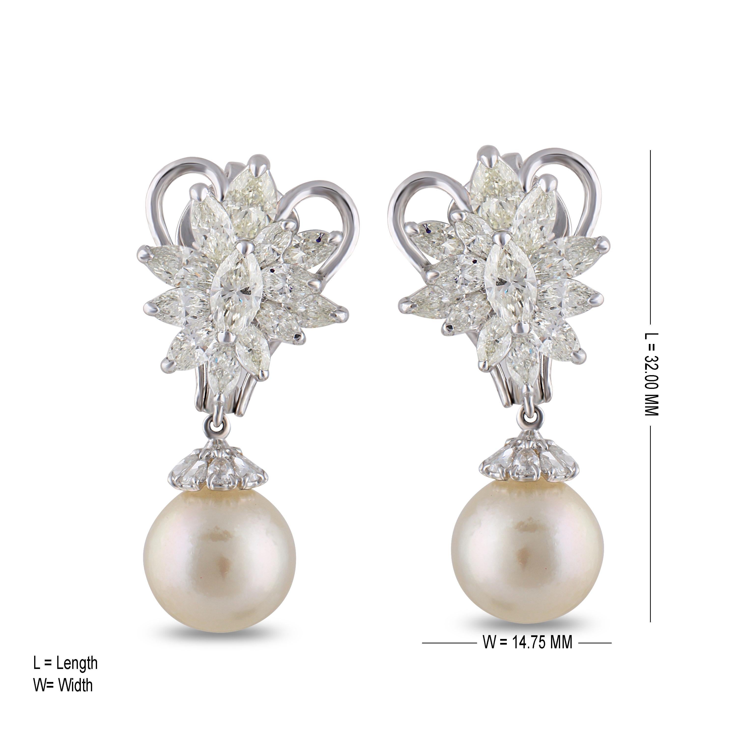 Studio Rêves Diamonds and South Sea Pearl Earrings in 18 Karat White Gold In New Condition For Sale In Mumbai, Maharashtra