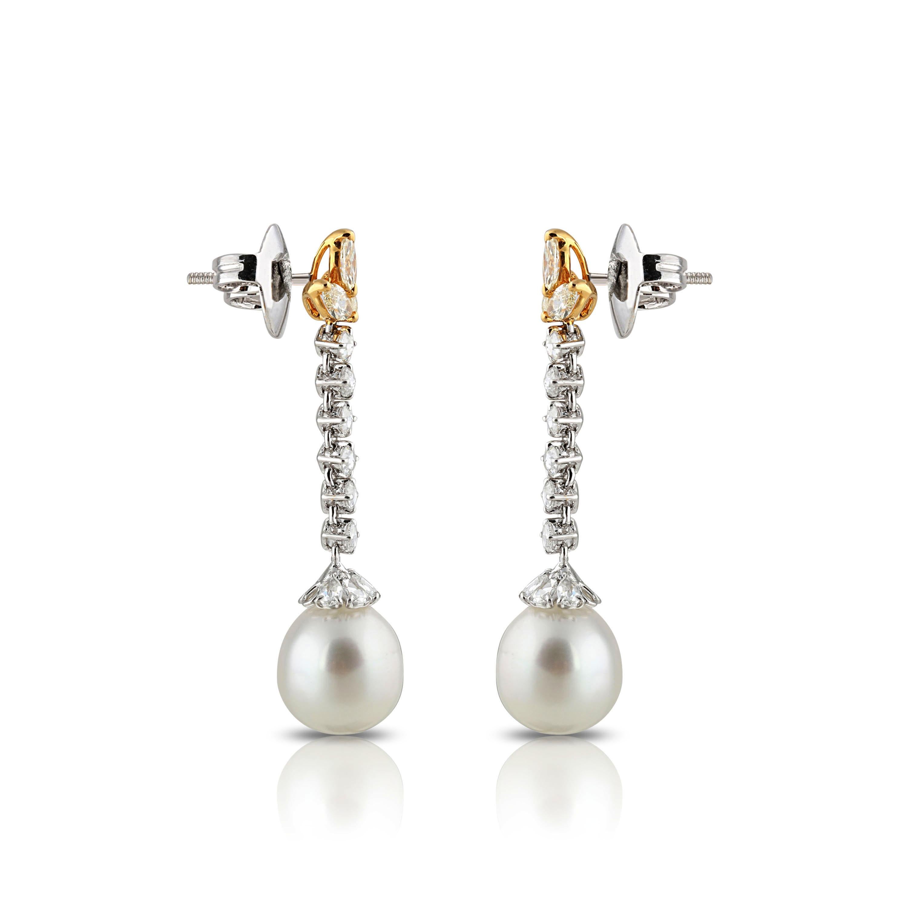 Women's Studio Rêves Diamonds and South Sea Pearls Dangling Earrings in 18 Karat Gold For Sale