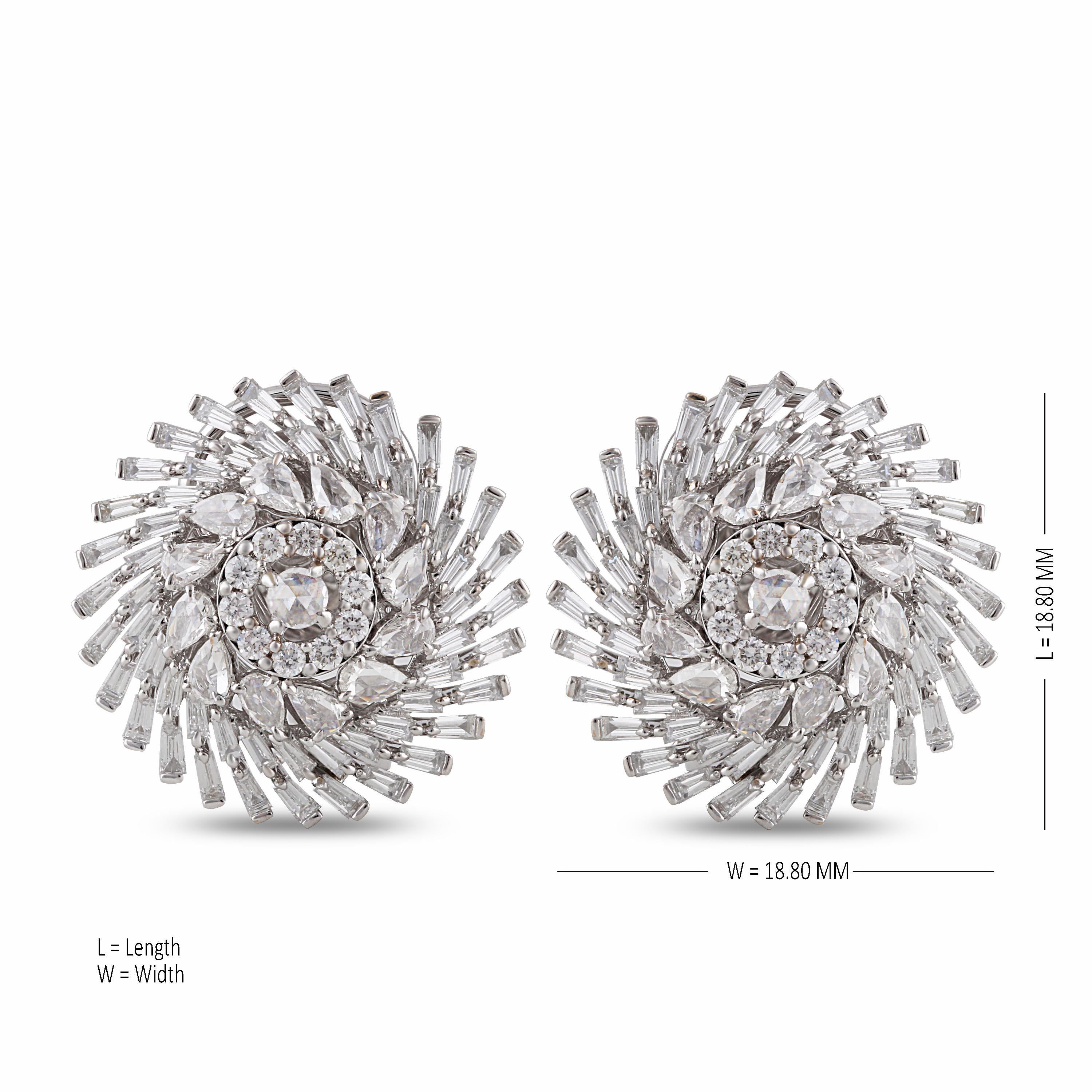 Modern Studio Rêves Diamonds Snowflakes Earrings in 18 Karat Gold For Sale