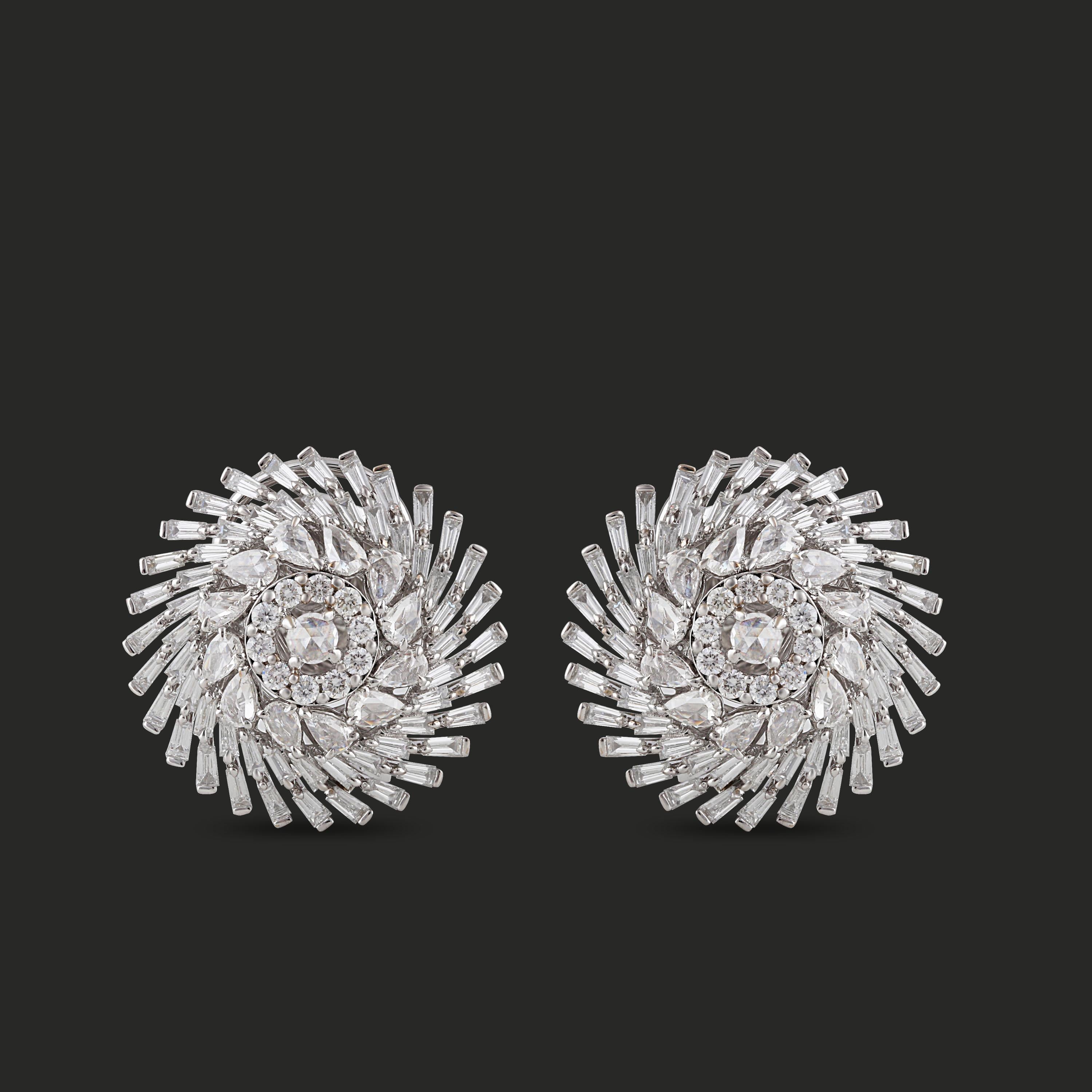 Studio Rêves Diamonds Boucles d'oreilles Snowflakes en or 18 carats en vente 1