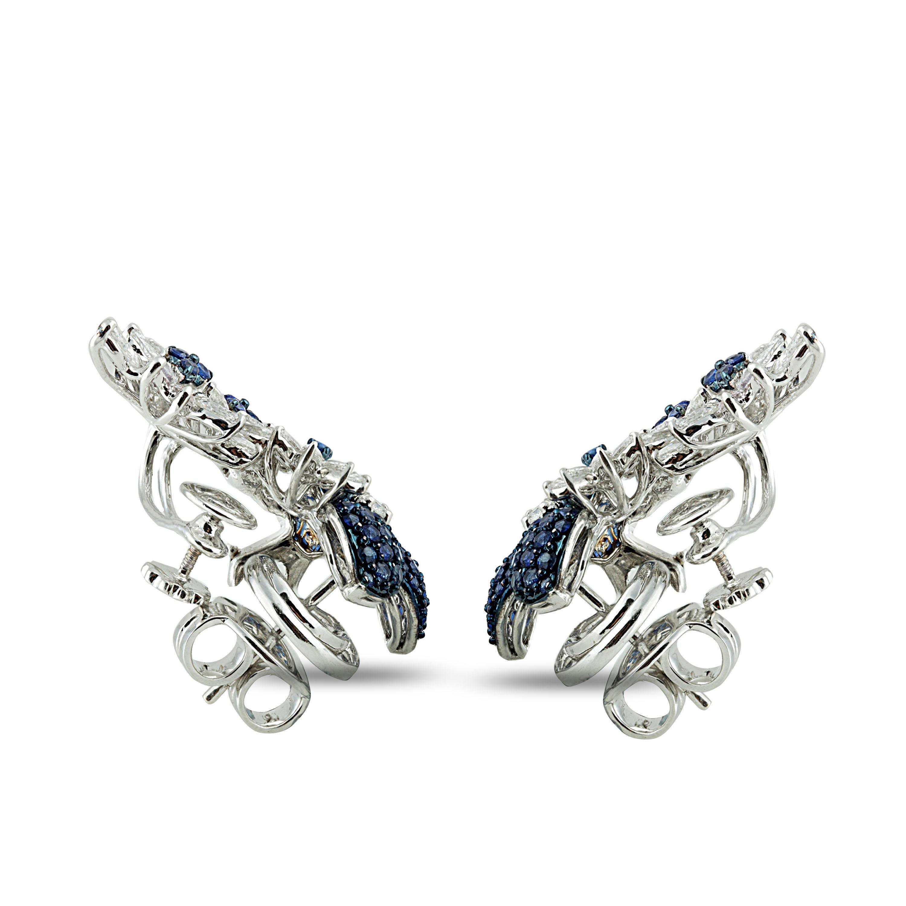 Modern Studio Rêves Ear Cuffs with Diamonds and Blue Sapphire in 18 Karat Gold For Sale