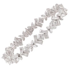 Studio Rêves Elegantly Crafted Diamond Tennis Bracelet in 18 Karat White Gold