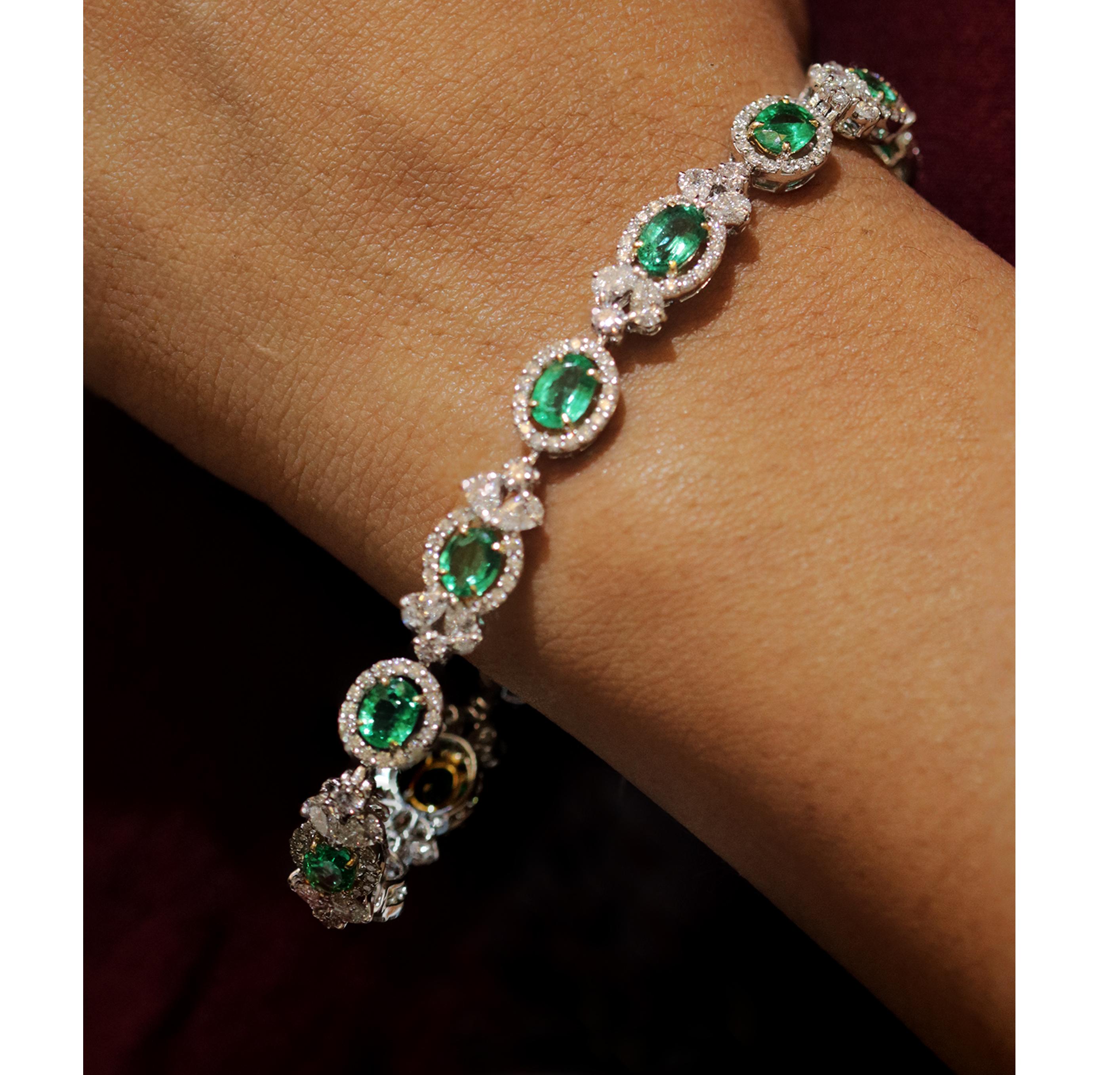 Gross Weight: 16.04 Grams
Diamond Weight: 3.79 cts
Emerald Weight: 4.49 cts
IGI Certificate: 31J857311811

Video of the product can be shared on request.

A darling bracelet crafted using 18K white gold and studded with pear and round brilliant cut