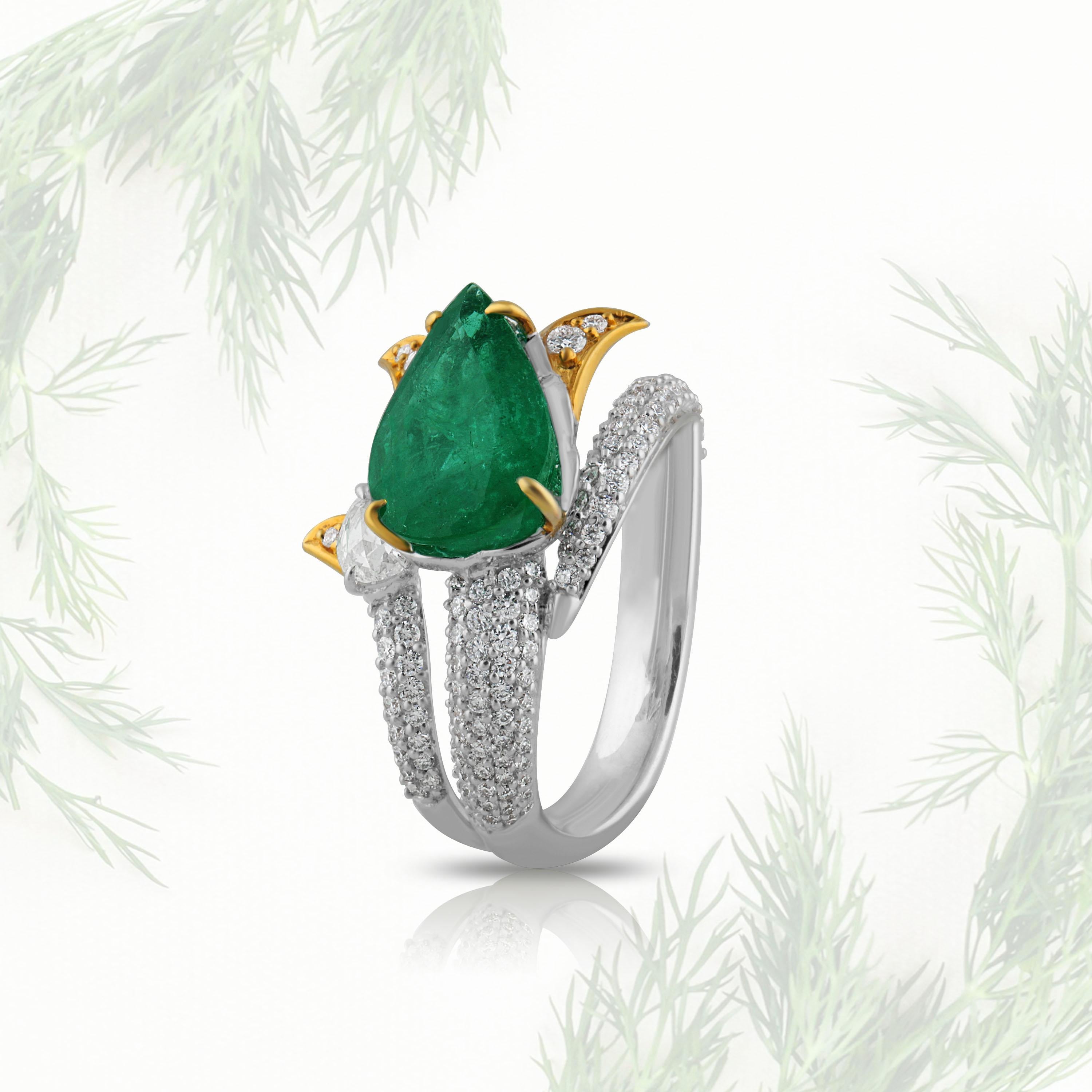 Studio Rêves Emerald and Diamonds Bud Ring 18 Karat Gold For Sale 3