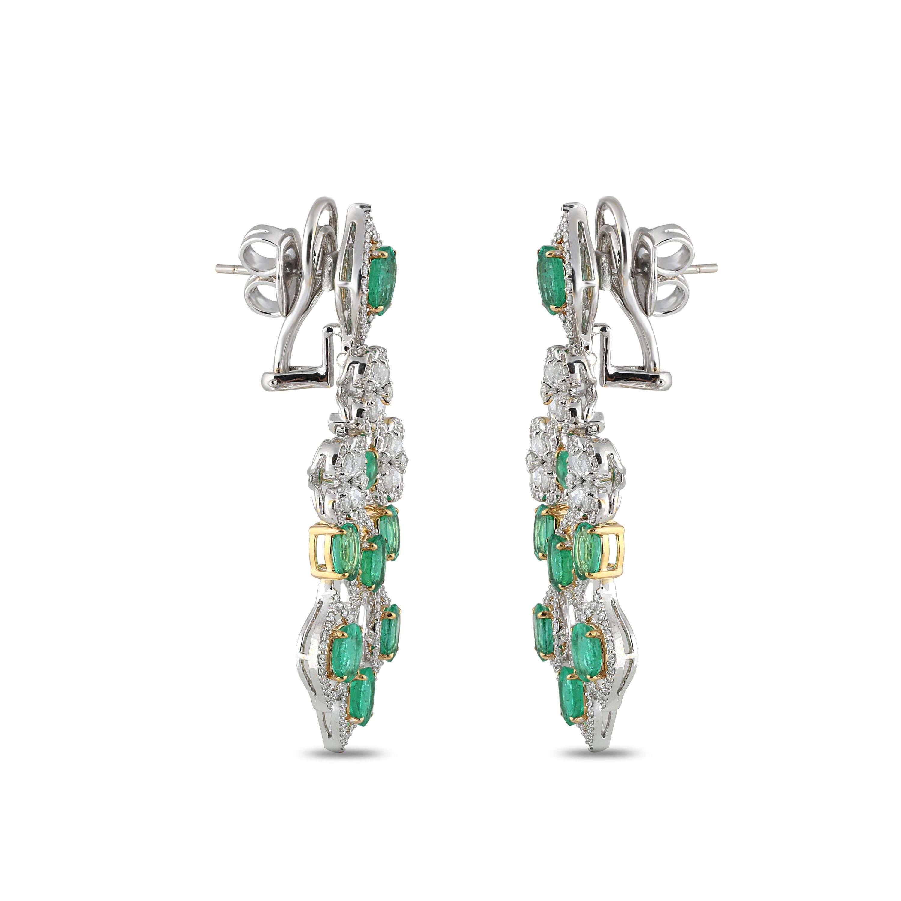 Victorian Studio Rêves Emerald and Diamonds Dangling Earrings in 18 Karat Gold For Sale