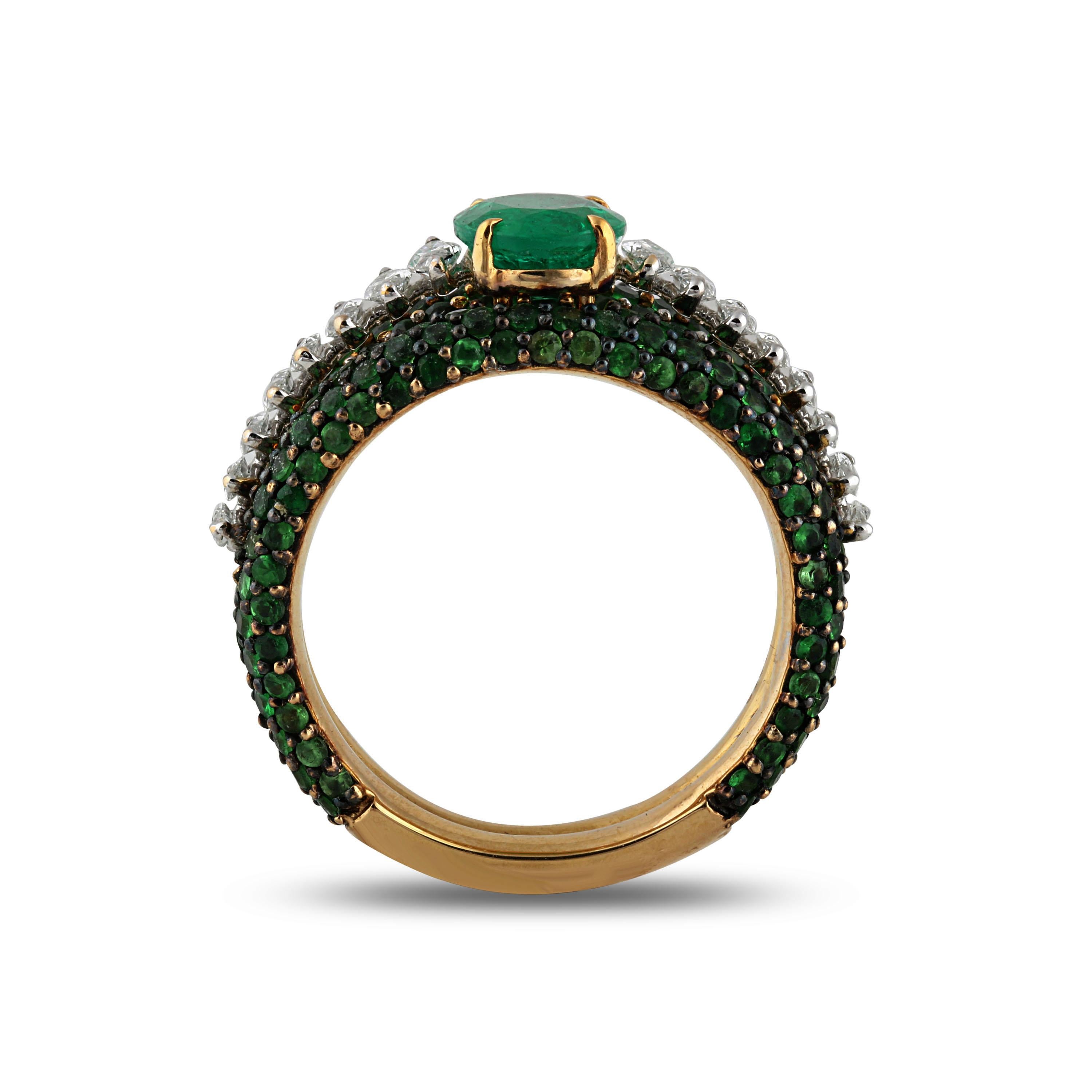 Women's Studio Rêves Emerald and Marquise Diamond Band Ring in 18 Karat Gold For Sale