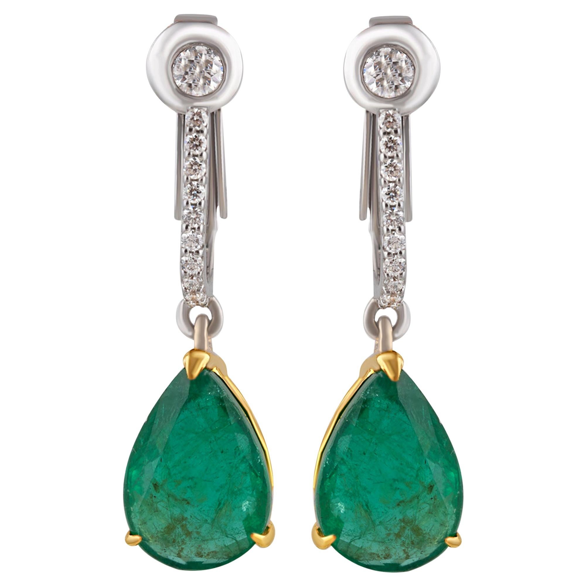 Studio Rêves Emerald Drop Dangling Earrings with Diamonds in 18 Karat Gold For Sale