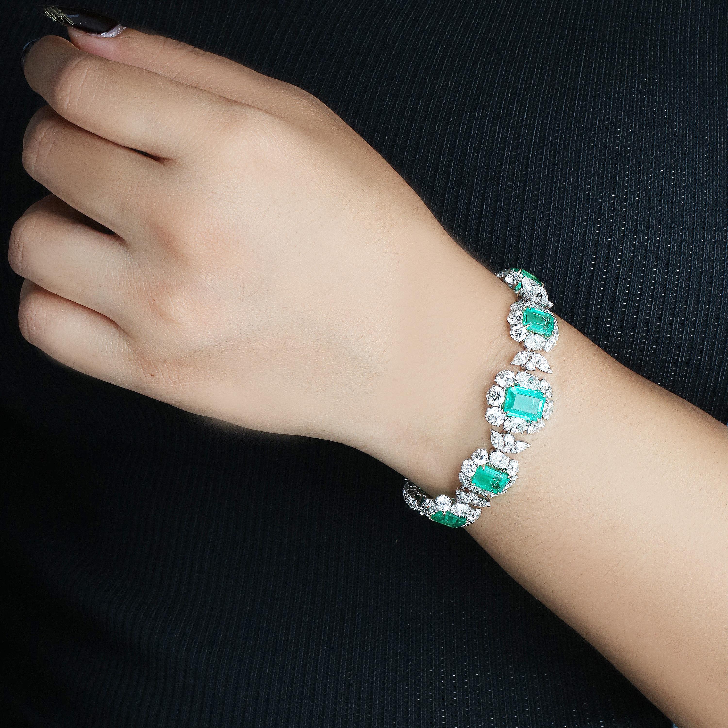 De las mujeres Studio Rêves Pulsera de tenis Resplandor Esmeralda con diamantes y oro de 18 quilates en venta