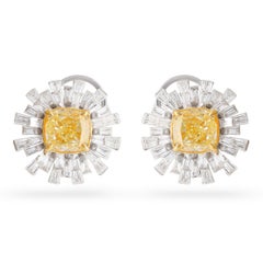 Studio Rêves Boucles d'oreilles en or jaune 18 carats avec diamant coussin Eternal Sunburst