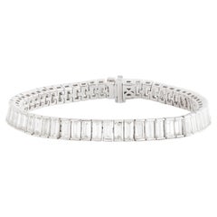 Bracelet « tennis » en diamants « Baguette » de la collection « Rêves Eternity » de Studio Rêves, en or 18 carats