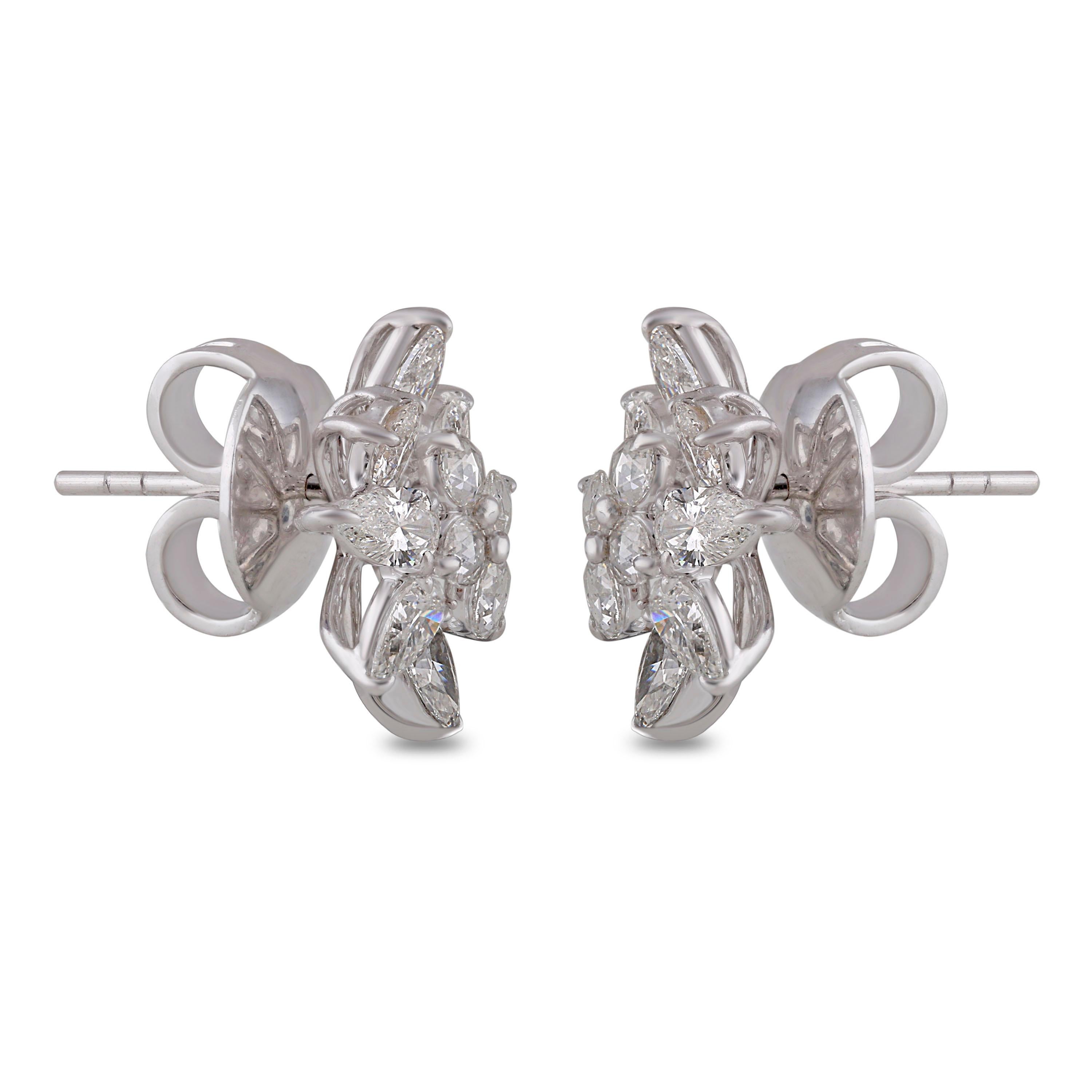 Studio Rêves Fancy Cluster Contemporary Ohrstecker aus 18 Karat Weißgold im Angebot 1