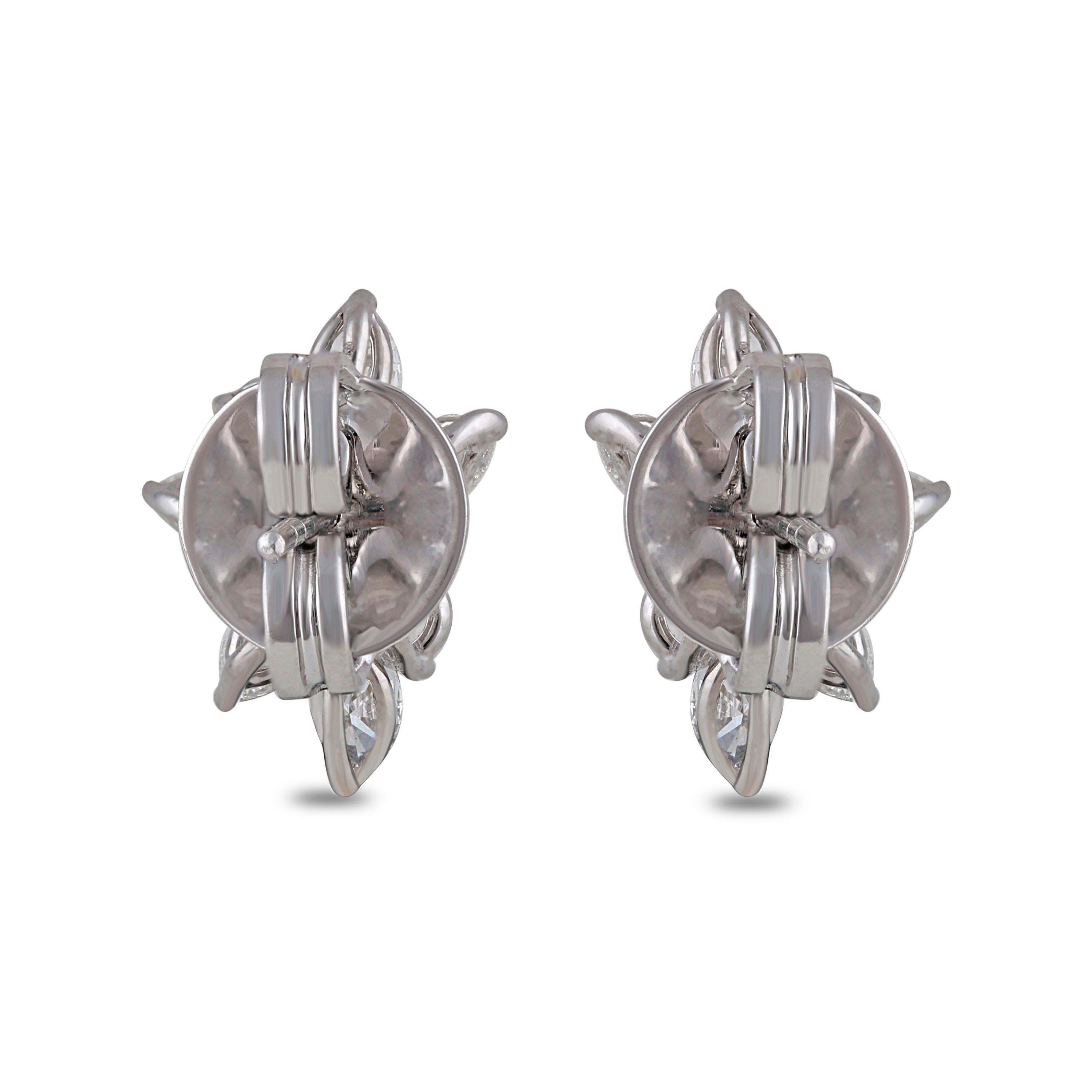 Studio Rêves Fancy Cluster Contemporary Ohrstecker aus 18 Karat Weißgold im Angebot 2