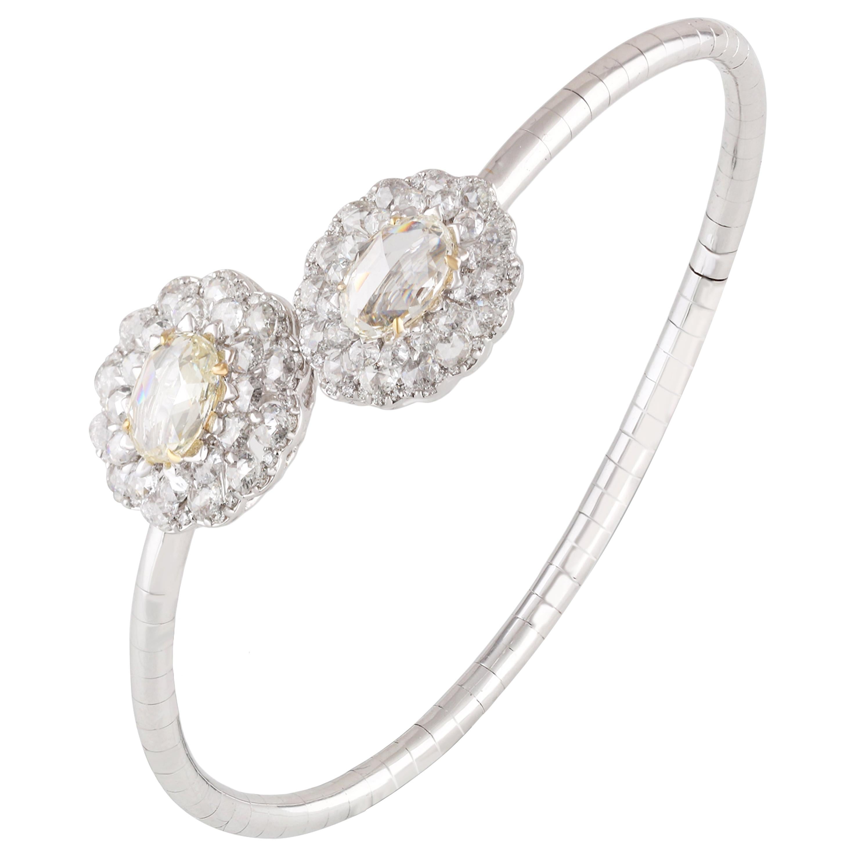 Studio Rêves Bracelet floral en or 18 carats avec diamants taillés en rose