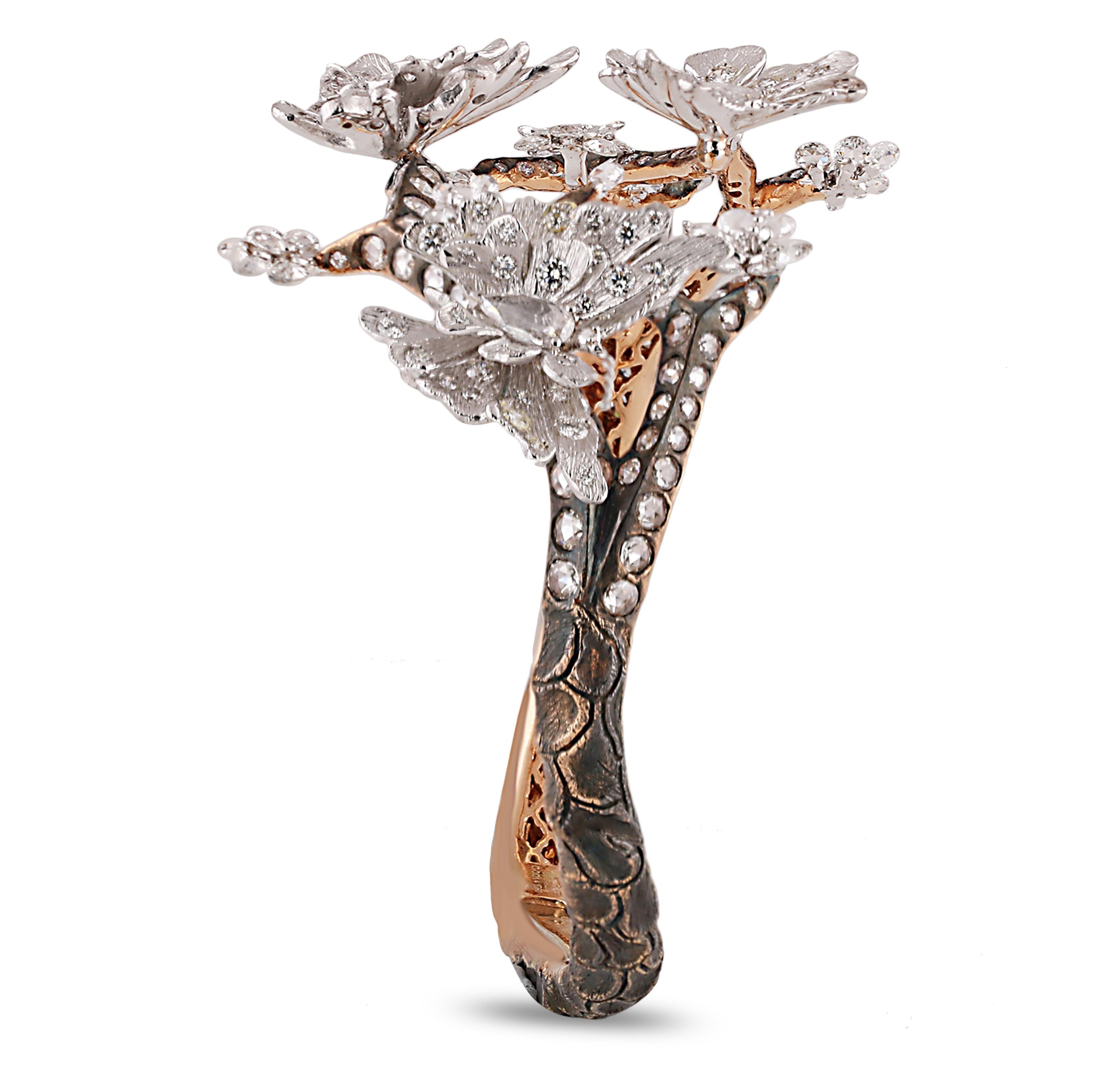 Studio Rêves Bracciale con farfalla e diamante in oro 18 carati realizzato a mano in vendita 1