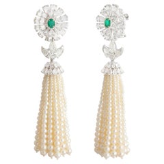 Studio Rêves Imperial Ohrringe mit Smaragd, Diamant und Perlenquaste aus 18 Karat Gold
