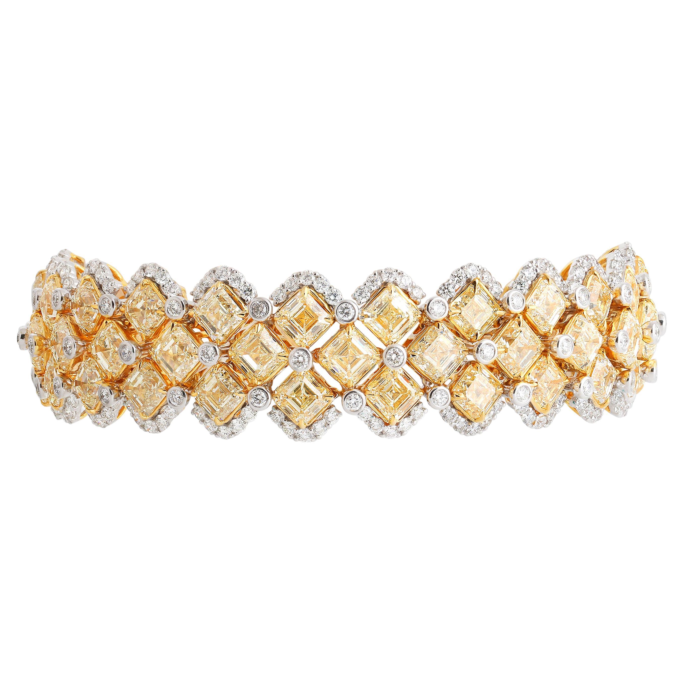 Studio Rêves Bracelet de lumière avec diamants asscher jaunes en or 18K
