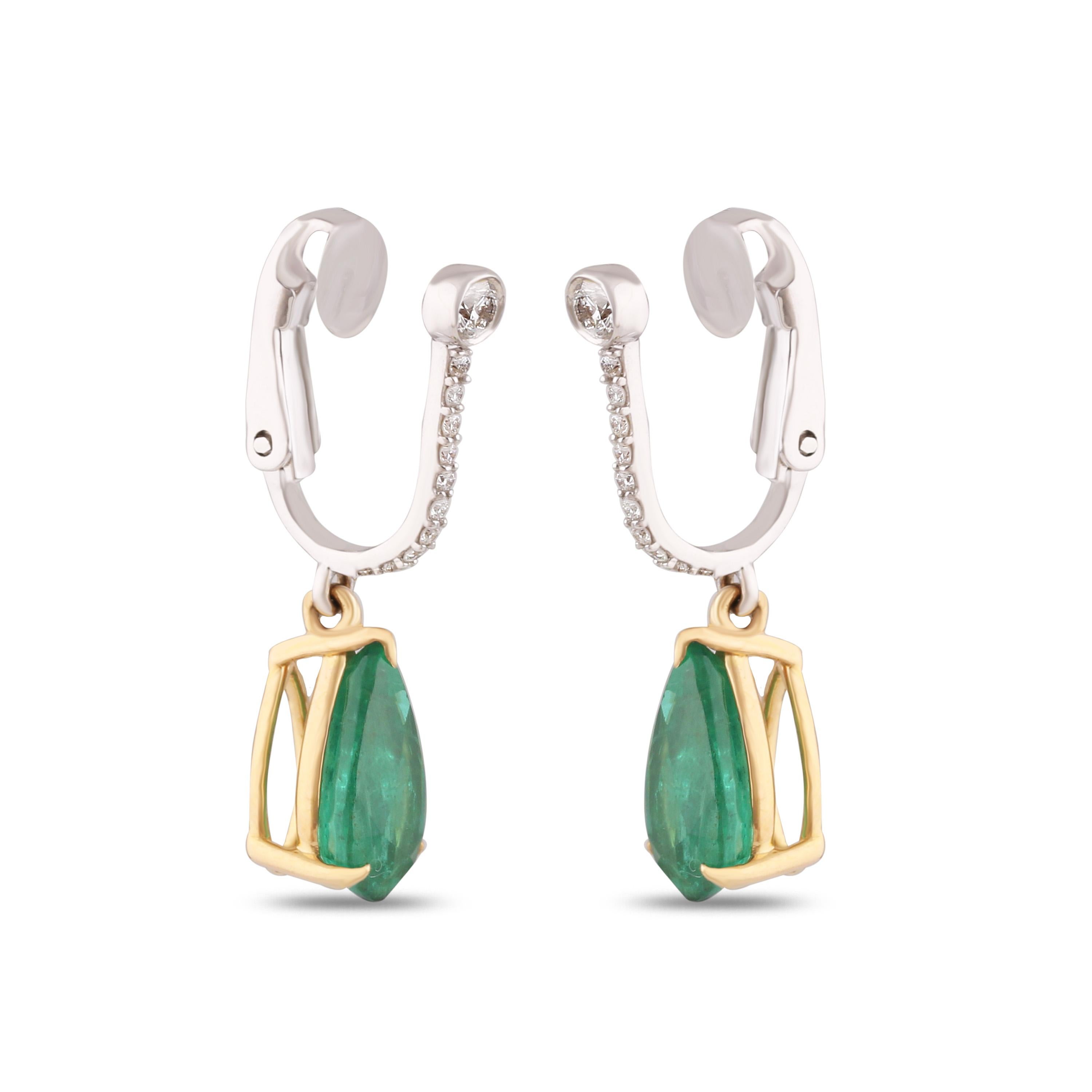 Pear Cut Studio Rêves Lever-Back Diamond and Emerald Drop Dangling Earrings in 18k Gold For Sale