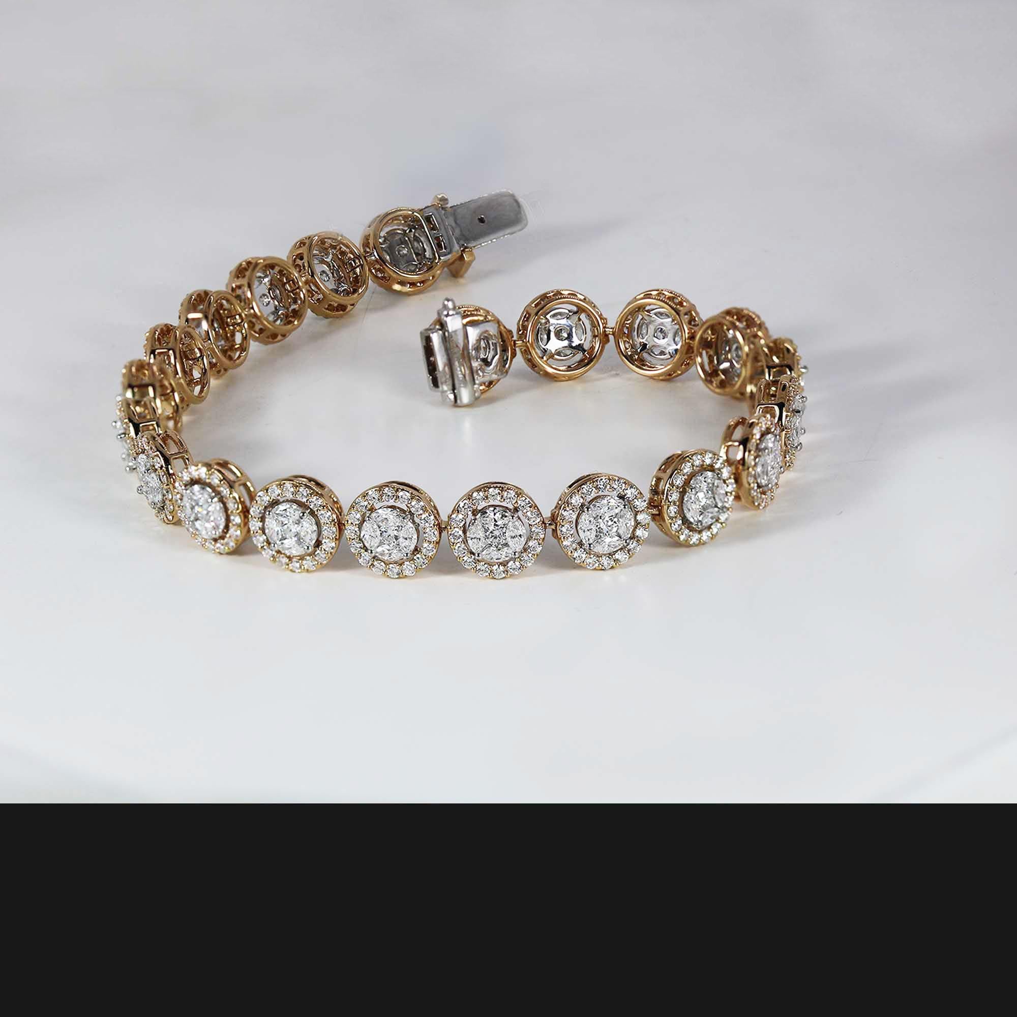 Studio Rêves Mosaic Marquise Diamond Tennis Bracelet in 18 Karat Gold For Sale 3