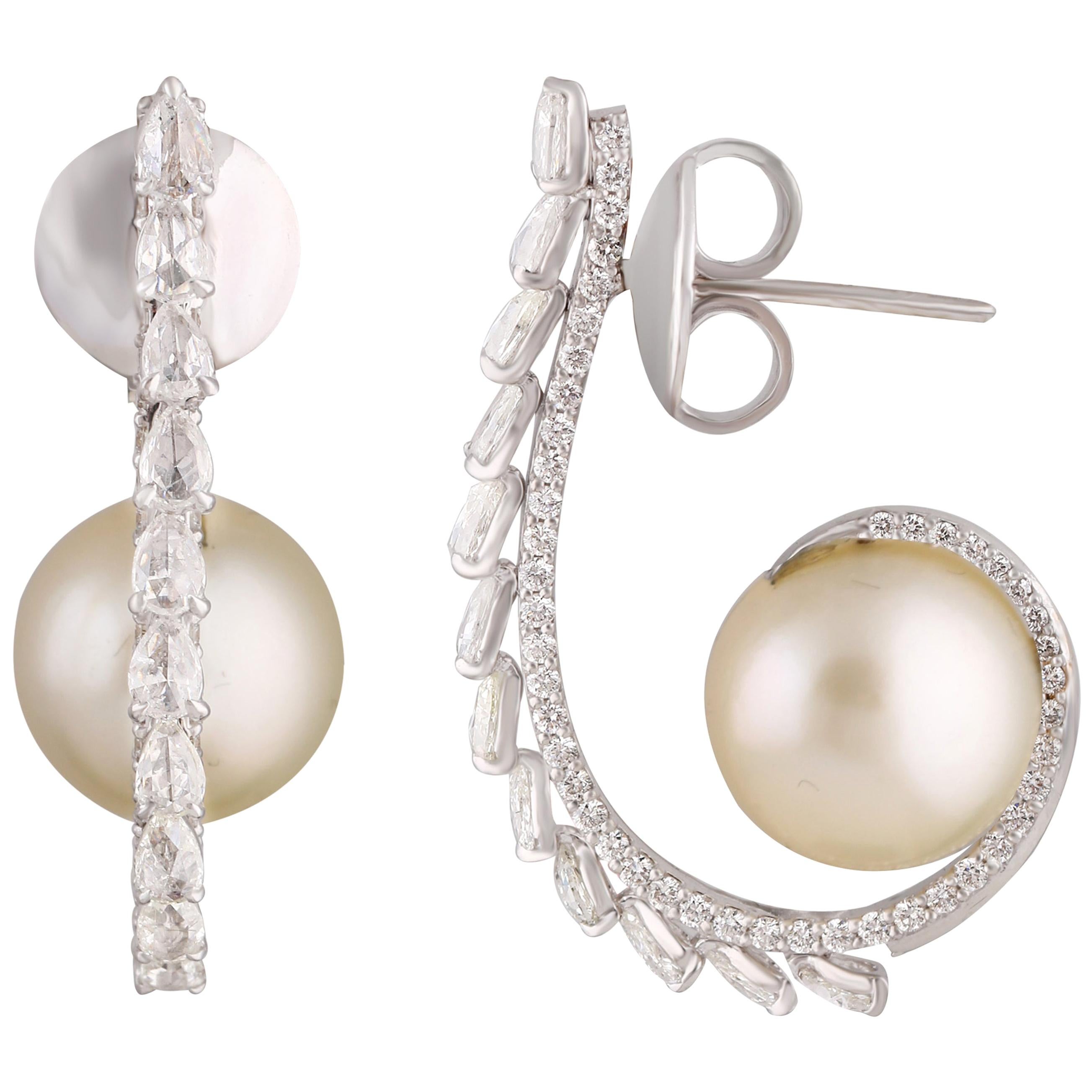 Studio Rêves Pear Diamond and Pearl Stud Earrings in 18 Karat White Gold For Sale
