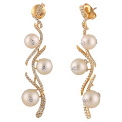 Studio Rêves Pearl Diamond Studded Earring in 18 Karat Gold