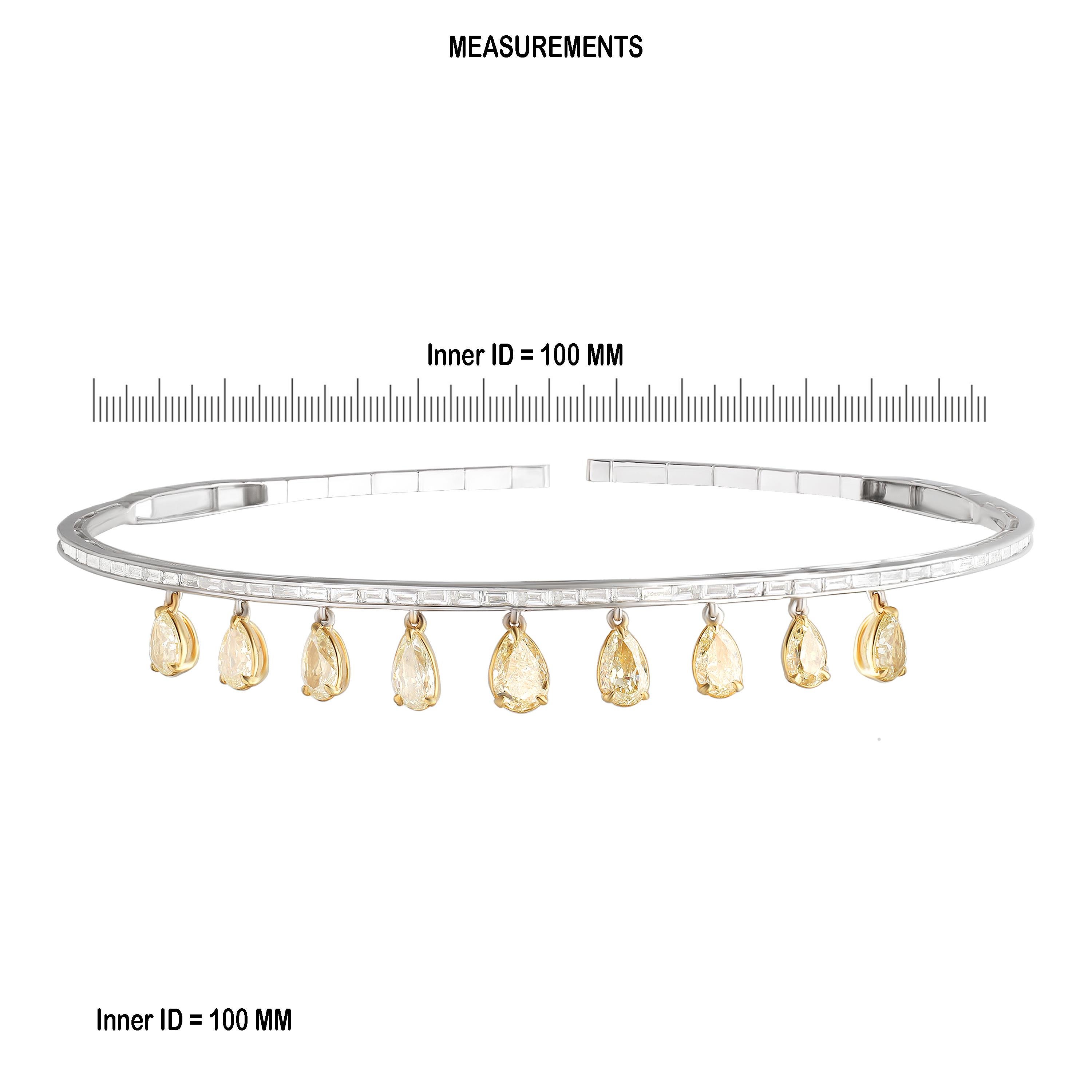 De las mujeres Studio Rêves Collar de gota de pera radiante con halo de diamantes baguette en oro de 18 quilates en venta