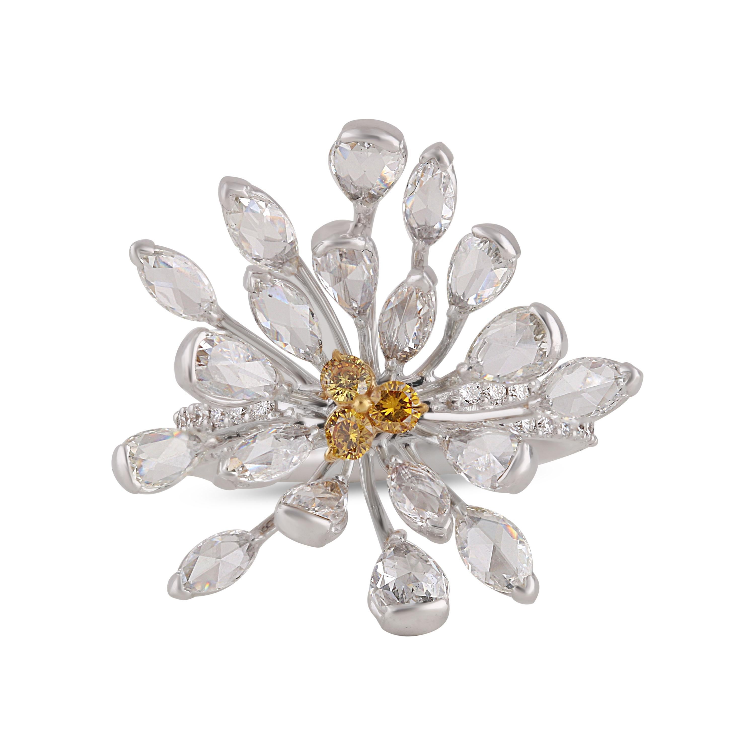 Women's Studio Rêves Flared Daisy Yellow and White Diamonds Cocktail Ring in 18K Gold For Sale