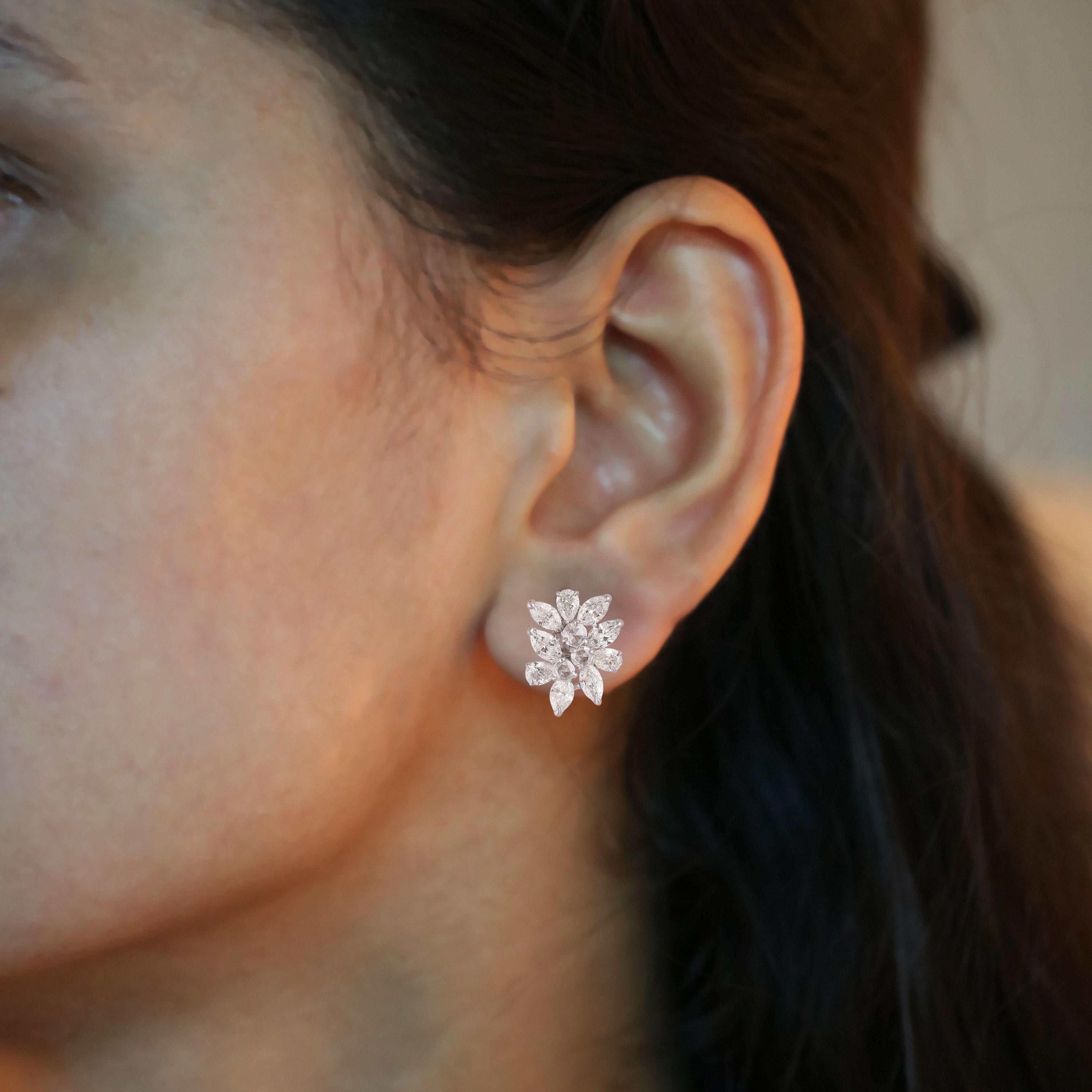 Contemporary Studio Rêves Rose Cut Round Diamond Cluster Stud Earrings in 18 Karat Gold For Sale