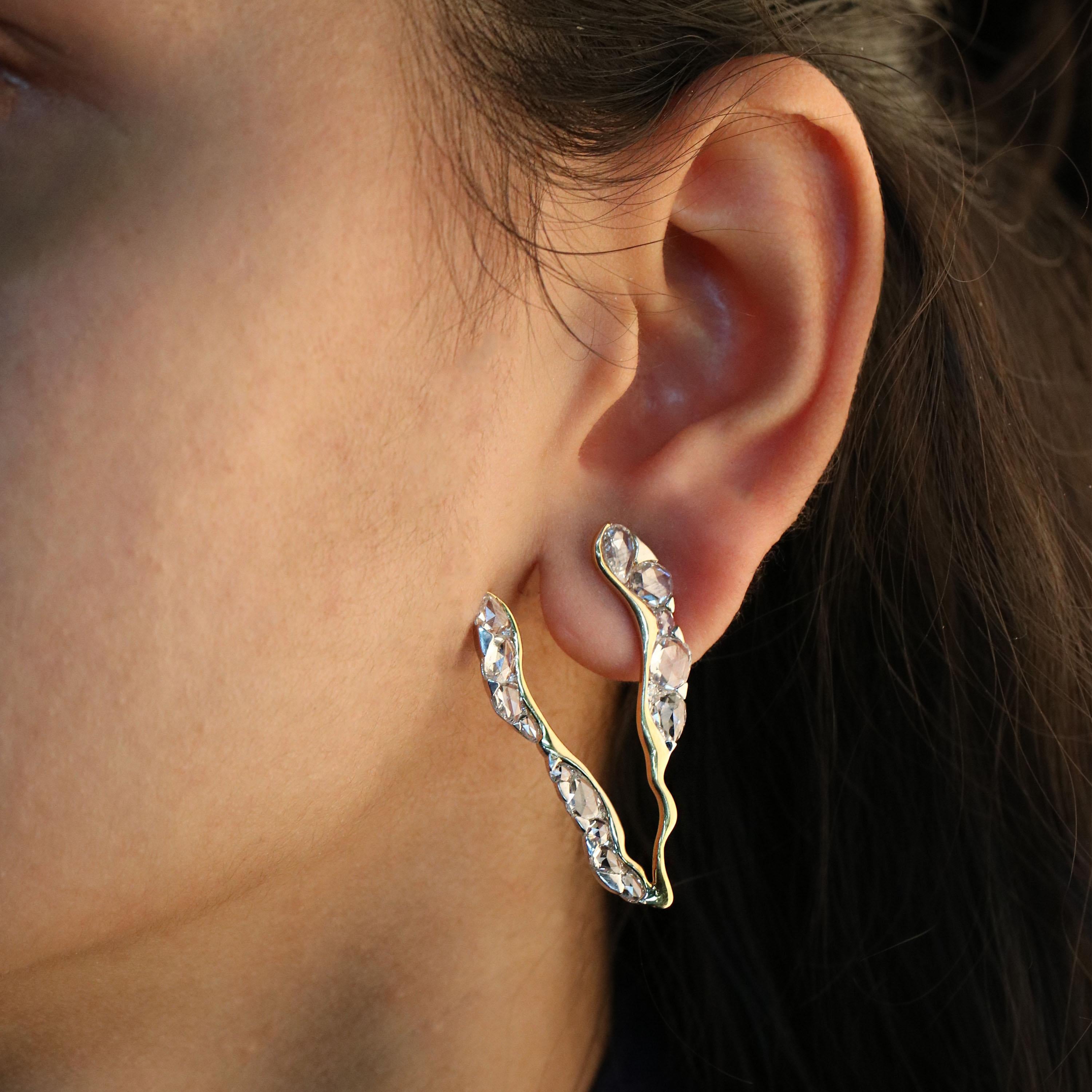 Contemporary Studio Rêves Rosecut Diamond Stud Earrings in 18 Karat Gold For Sale