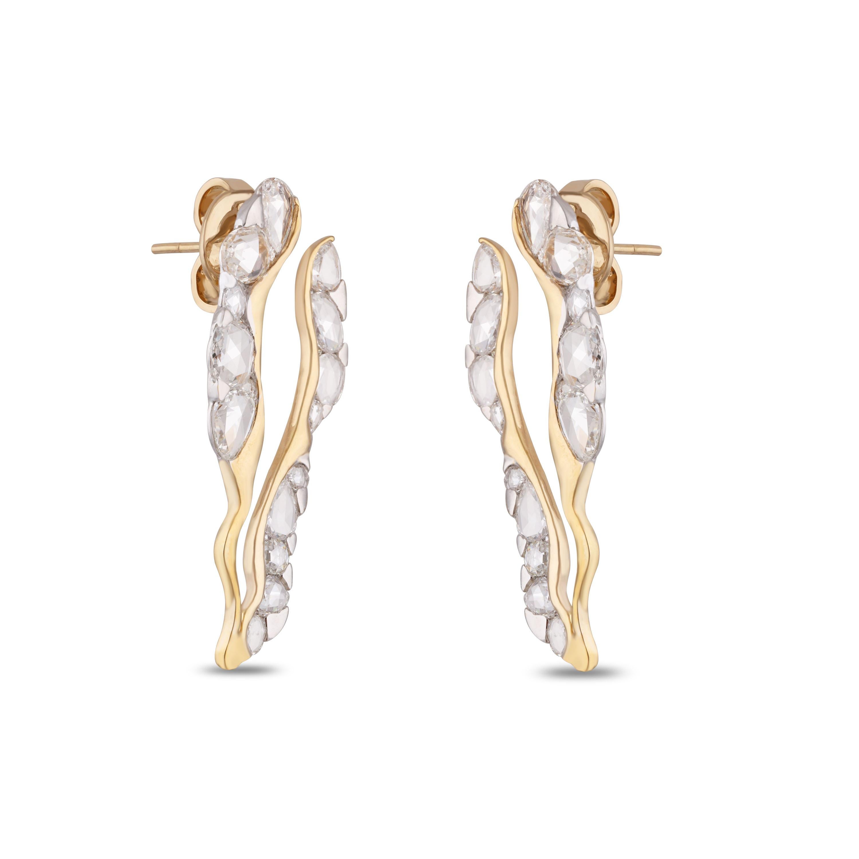 Studio Rêves Rosecut Diamond Stud Earrings in 18 Karat Gold For Sale 1