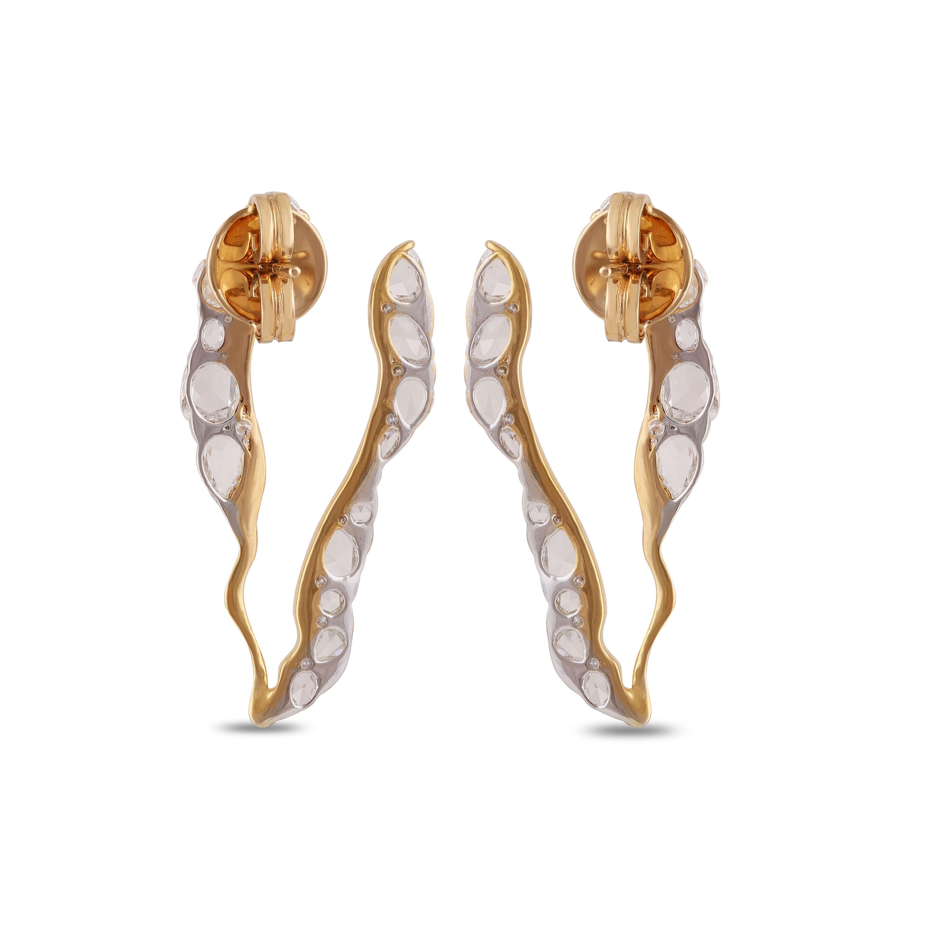 Studio Rêves Rosecut Diamond Stud Earrings in 18 Karat Gold For Sale 2