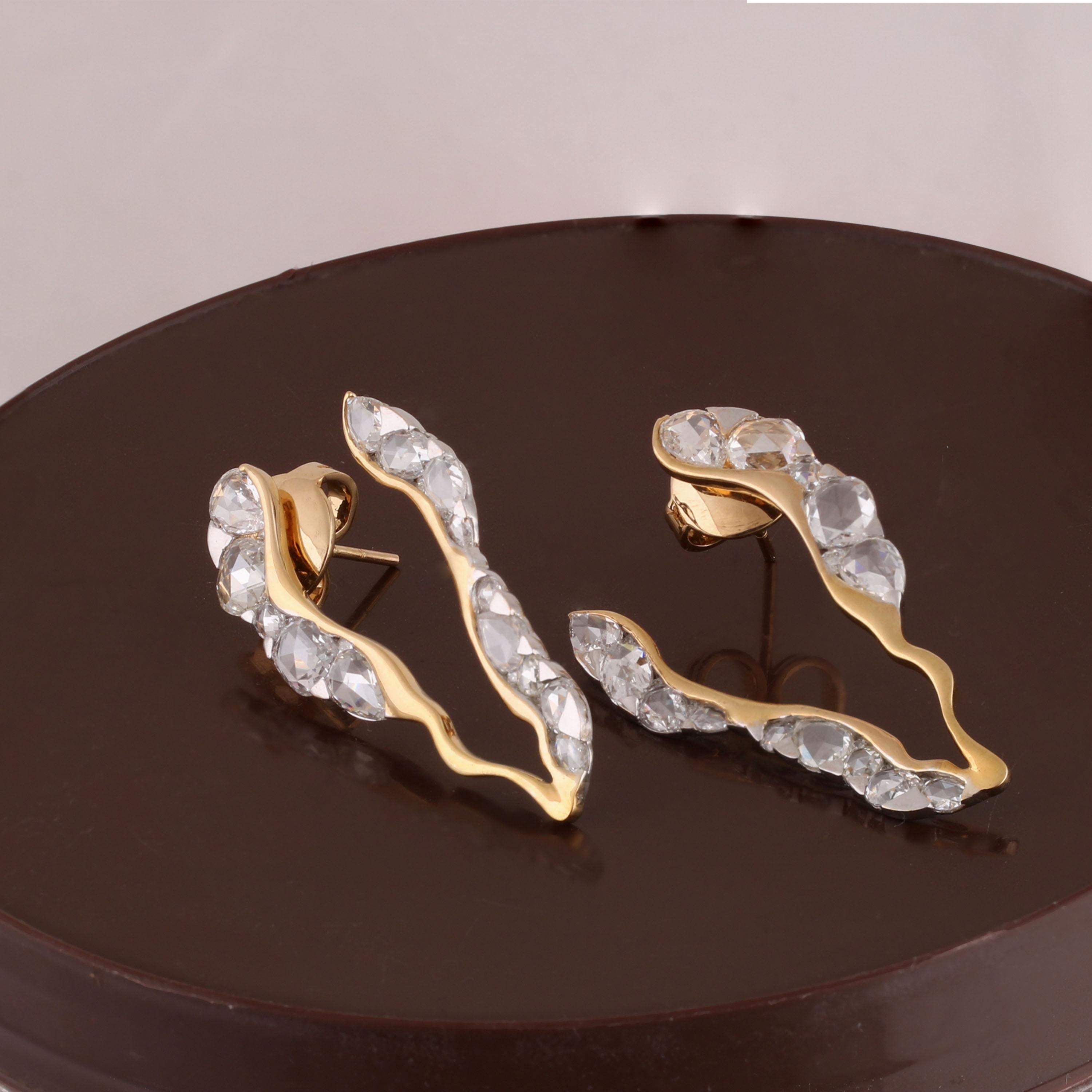 Studio Rêves Rosecut Diamond Stud Earrings in 18 Karat Gold For Sale 3