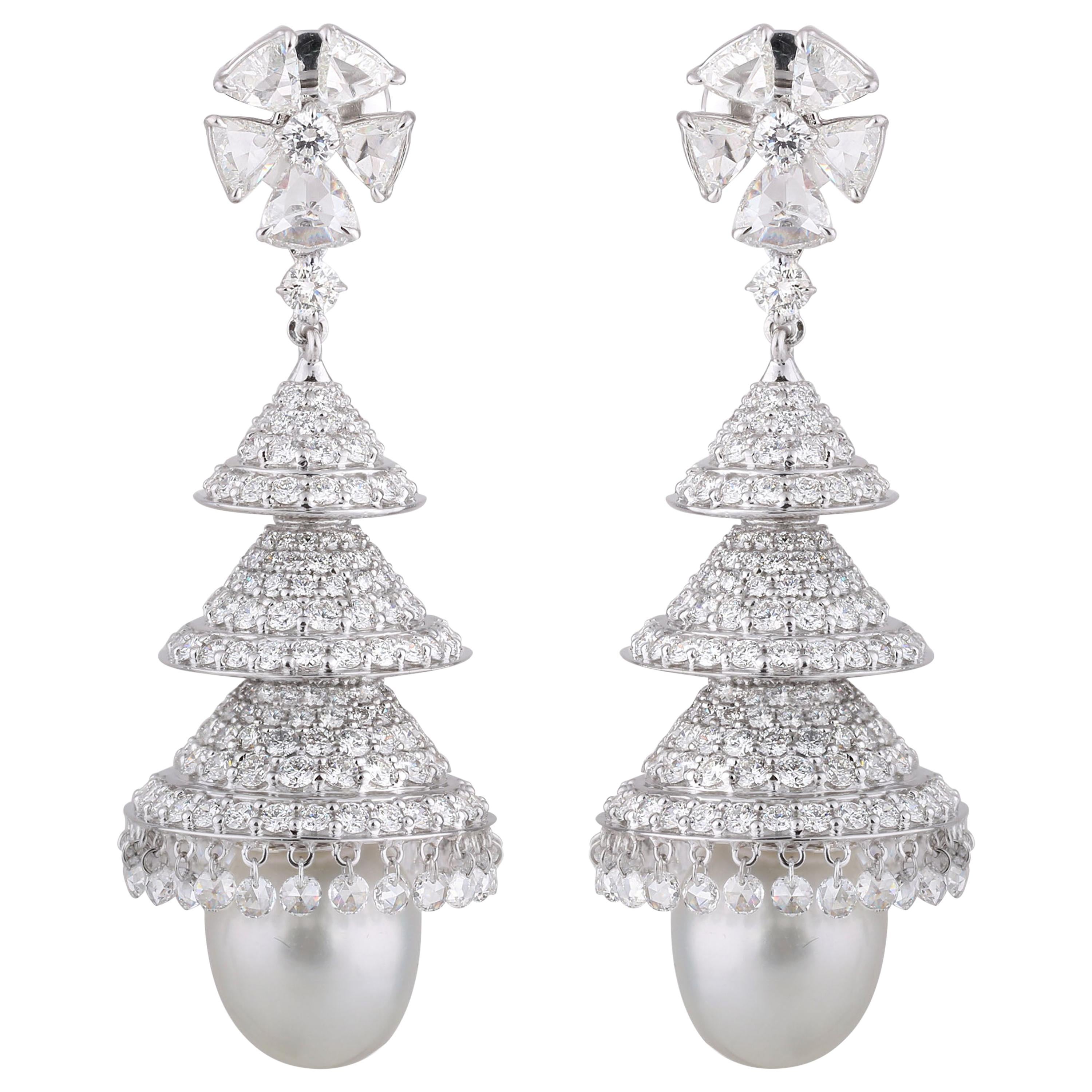 Studio Rêves Rosecut Diamonds and Pearl Chandelier Earrings in 18 Karat Gold For Sale
