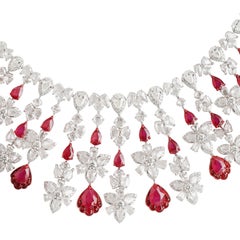 Studio Rêves Collier en or blanc 18 carats avec diamants en cascade Ruby Blossom