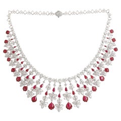 Studio Rêves Collier en or blanc 18 carats avec diamants en cascade Ruby Blossom