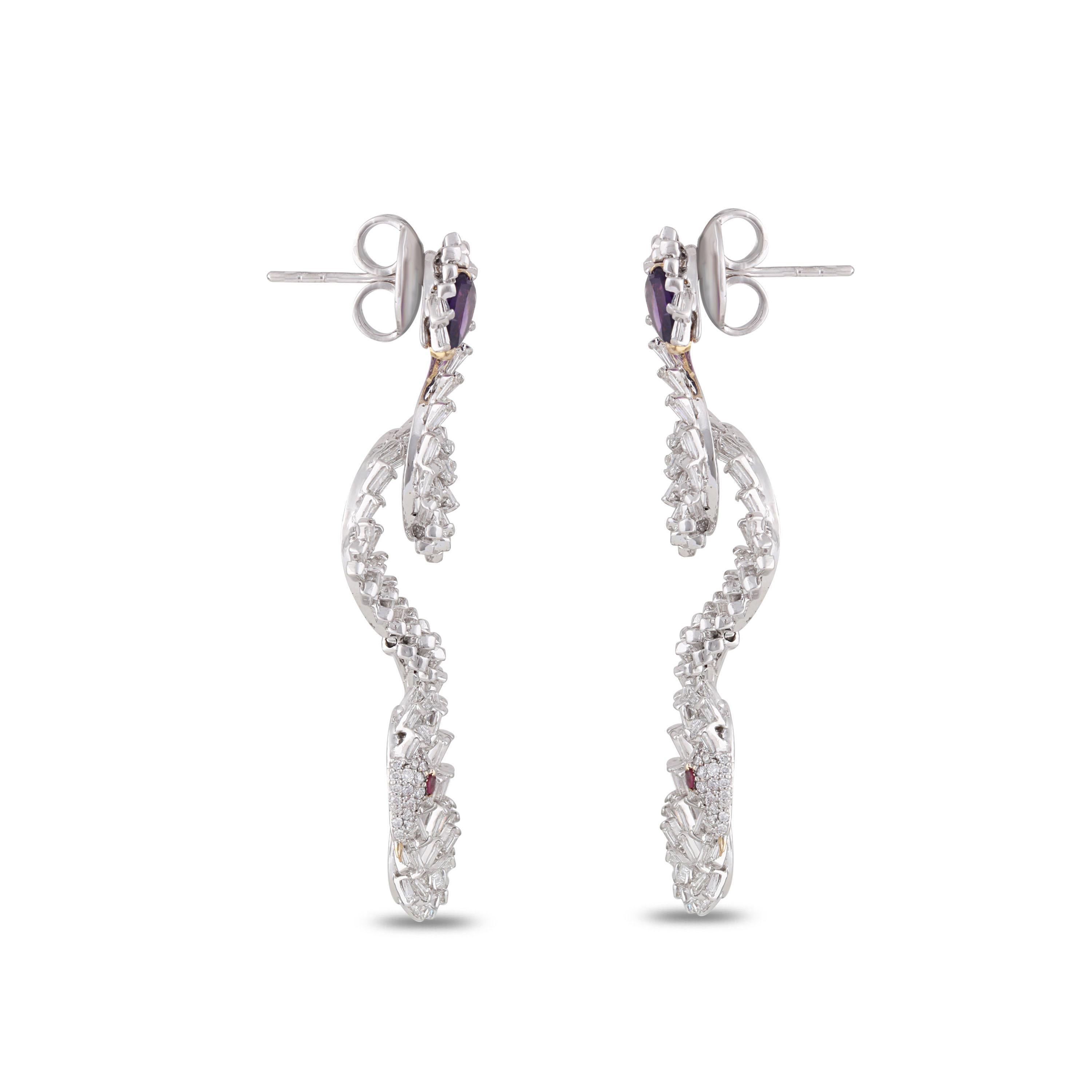 Tapered Baguette Studio Rêves Tapered Diamond Dangling Earrings in 18 Karat Gold with Amethyst For Sale