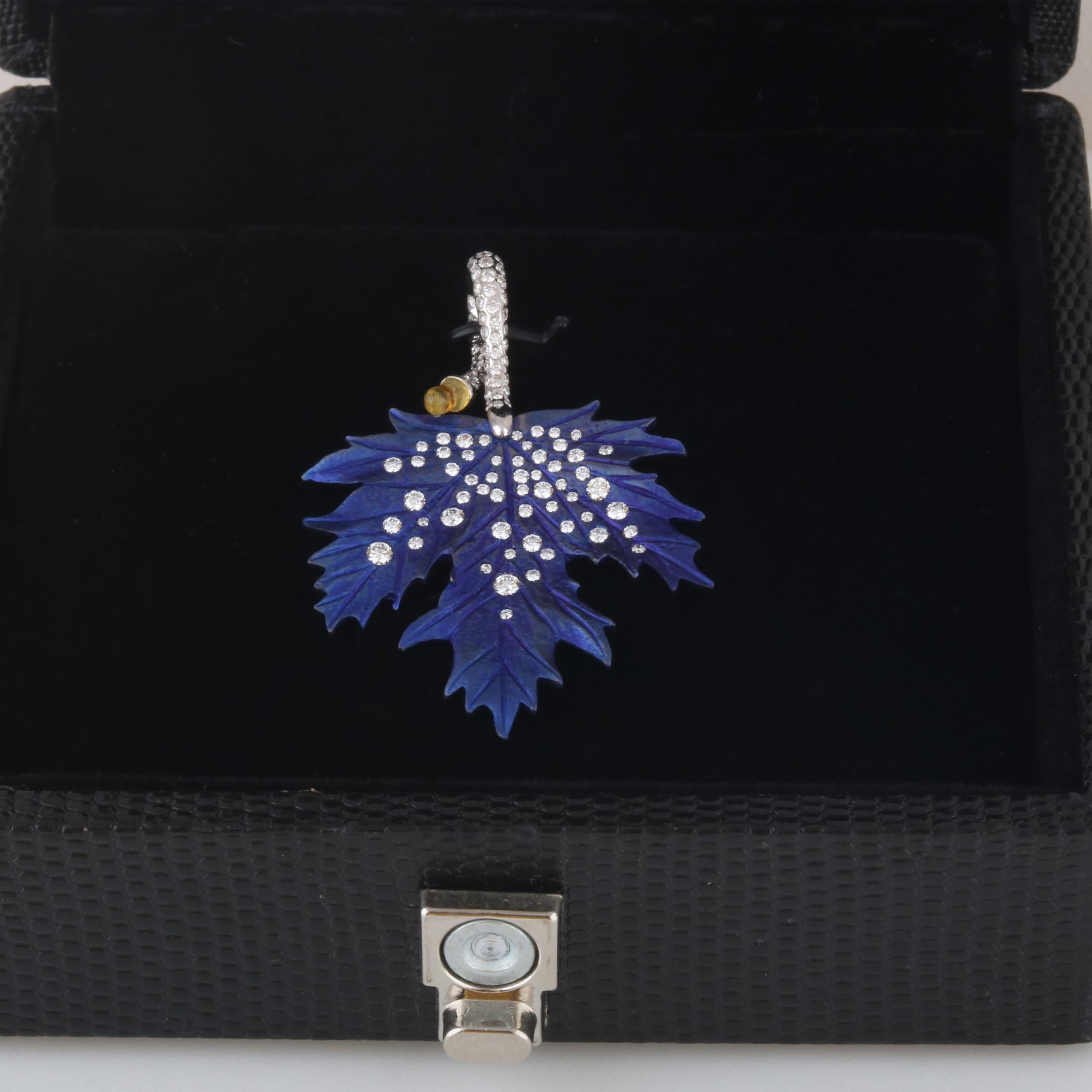 Women's Studio Rêves Titanium and 18 Karat Rose Gold Autumn Leaf Pendant with Diamonds For Sale
